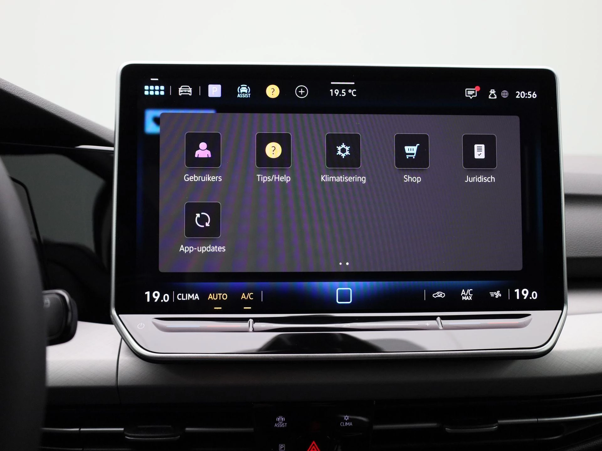 Volkswagen-Golf-image-28