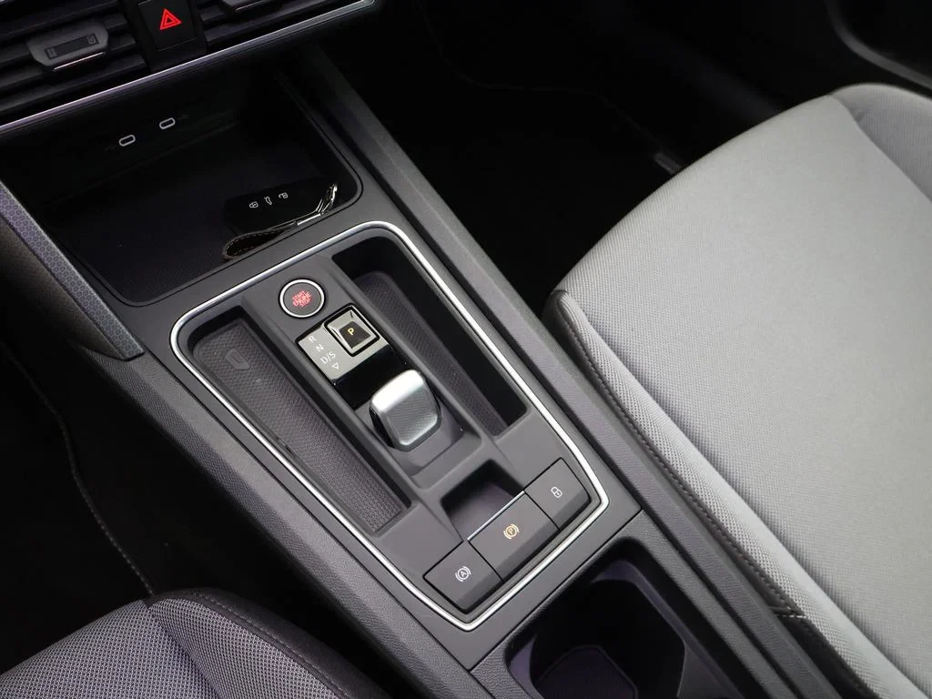 SEAT-Leon-image-15
