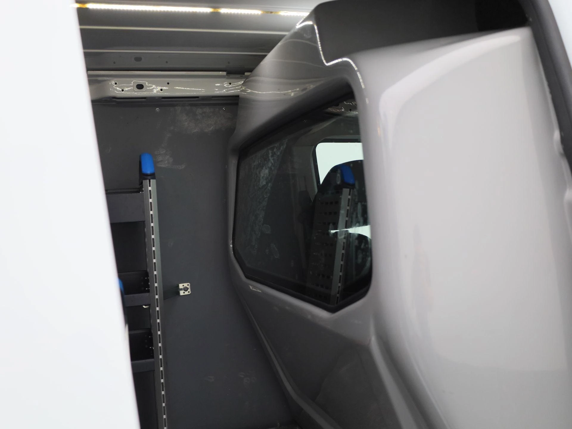 Ford-Transit Connect-image-13