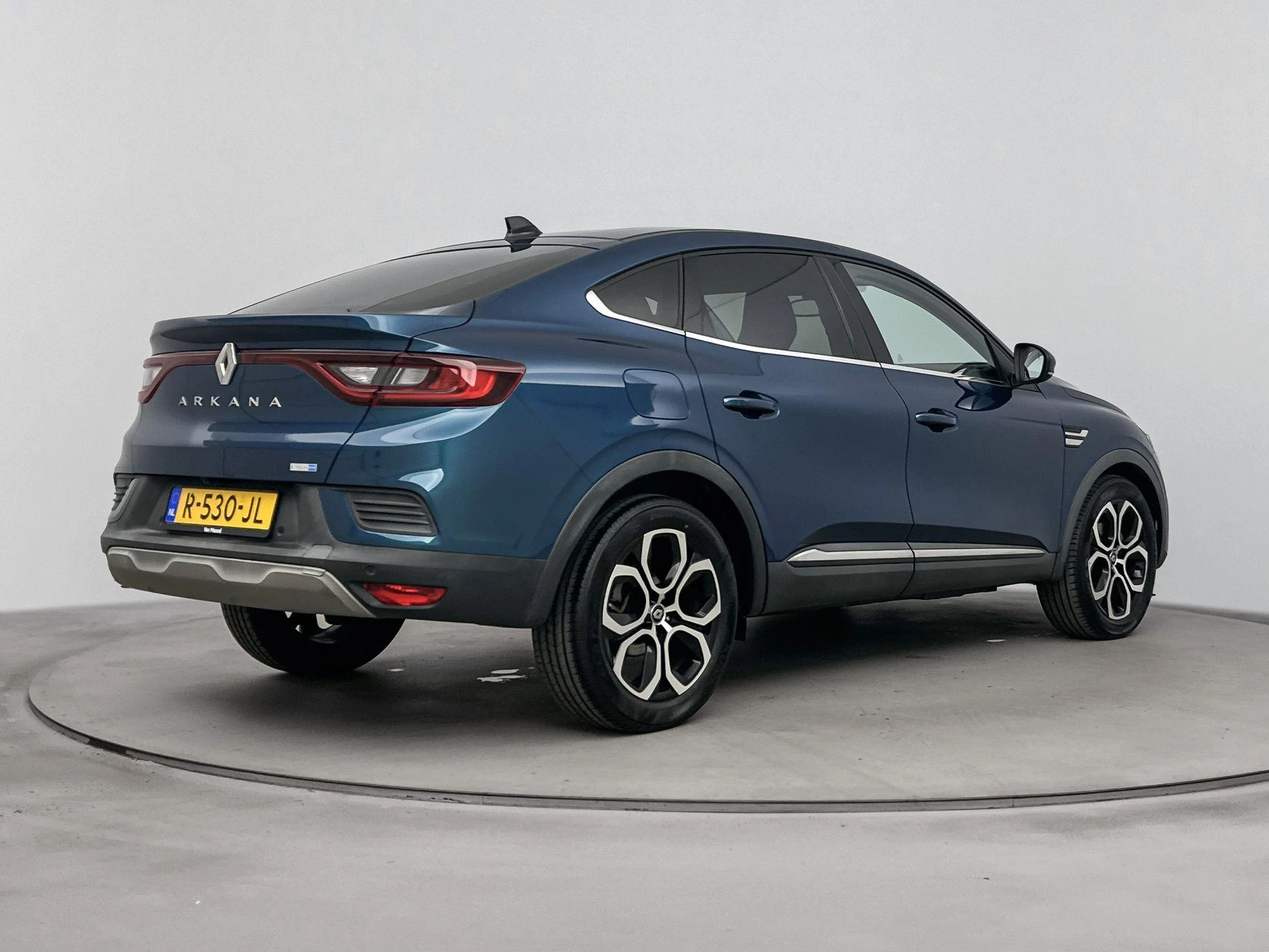 Renault-Arkana-image-3