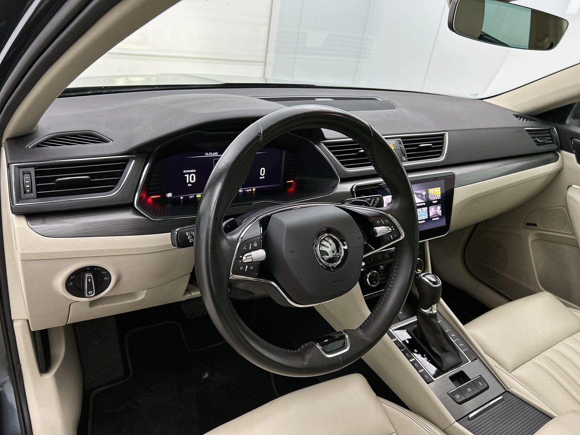Škoda-Superb-image-19