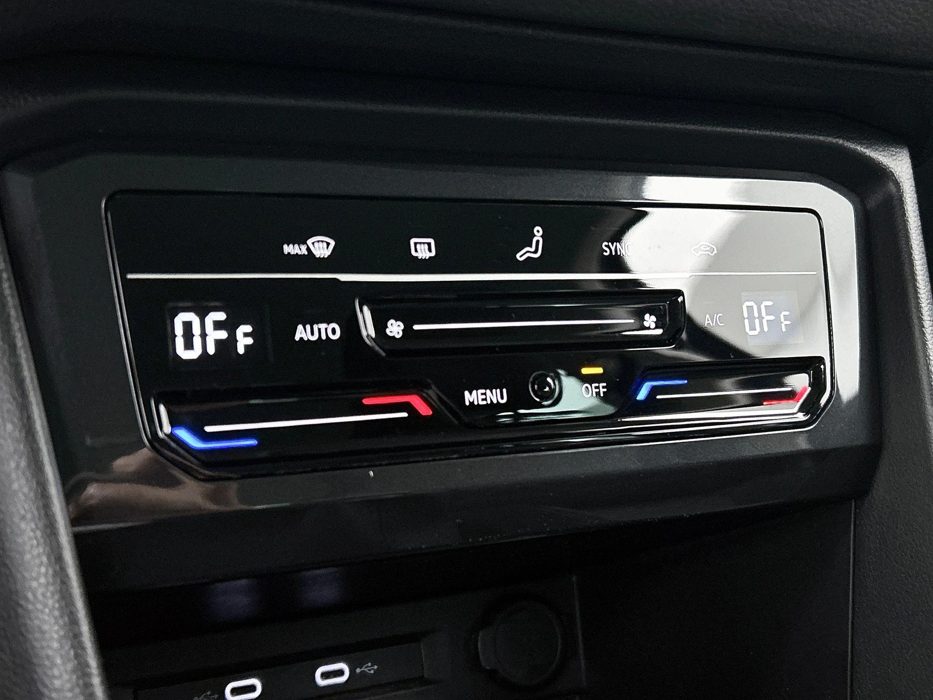 Volkswagen-Tiguan-image-23
