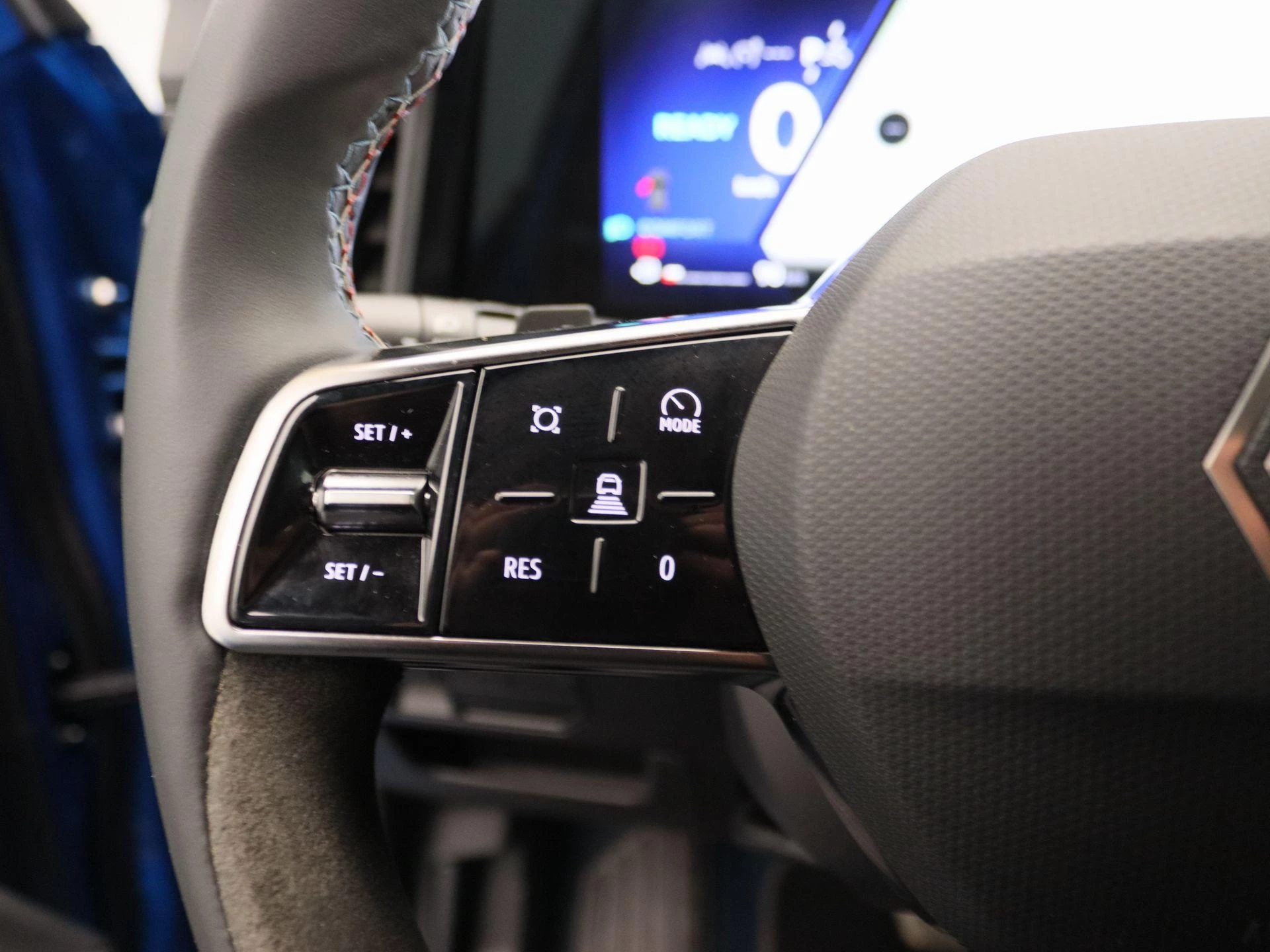 Renault-Rafale-image-18