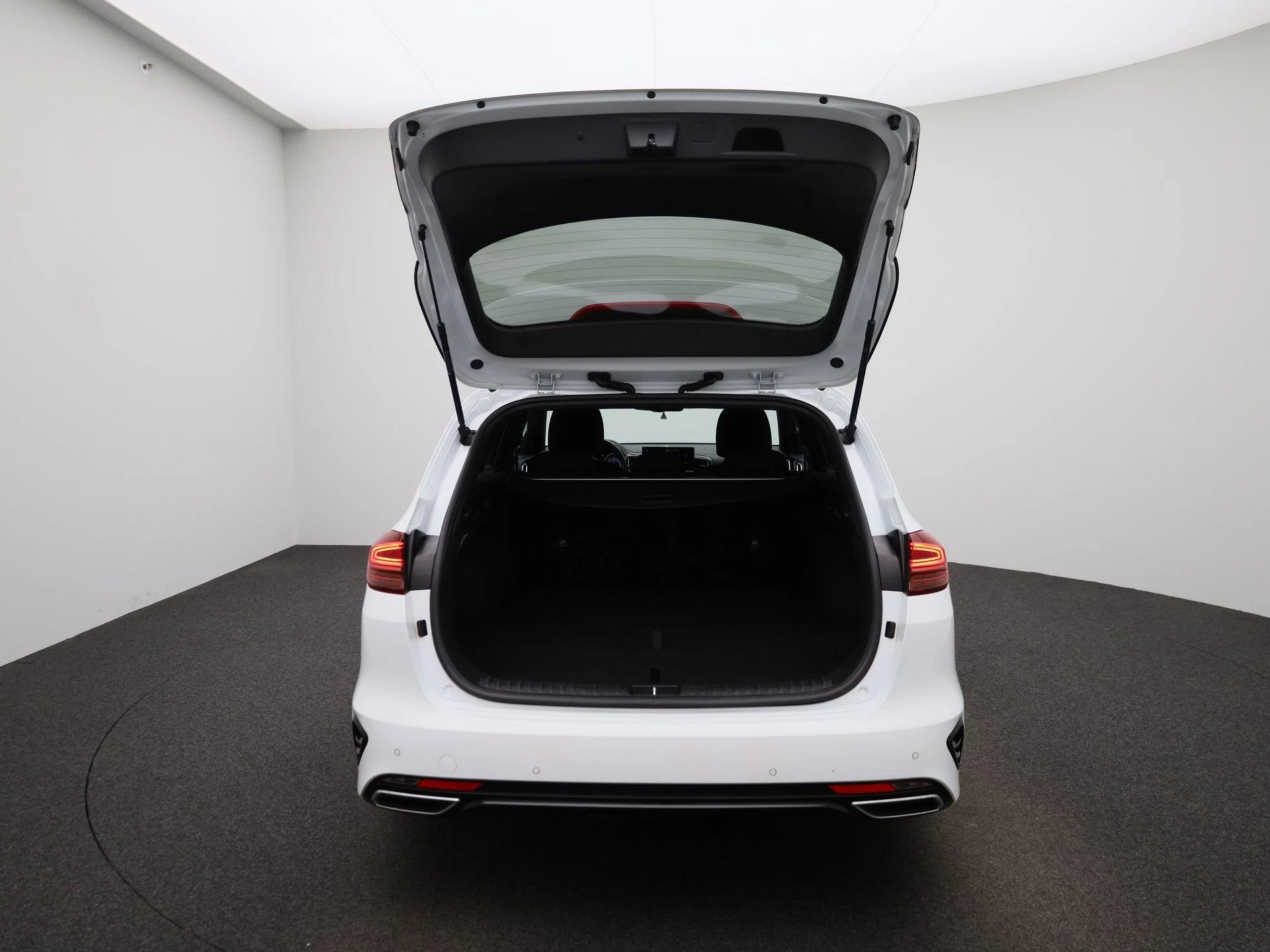Kia-Ceed Sportswagon-image-10