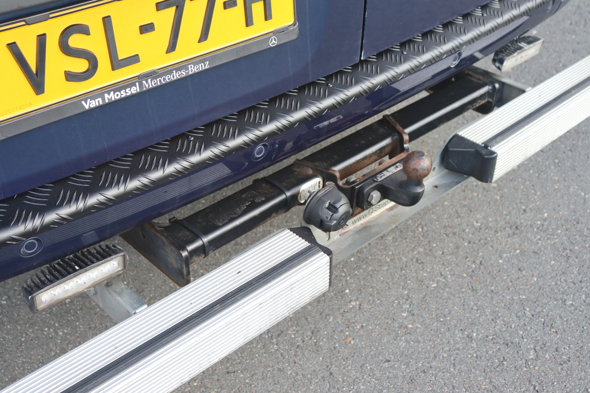 Mercedes-Benz-Sprinter-image-10