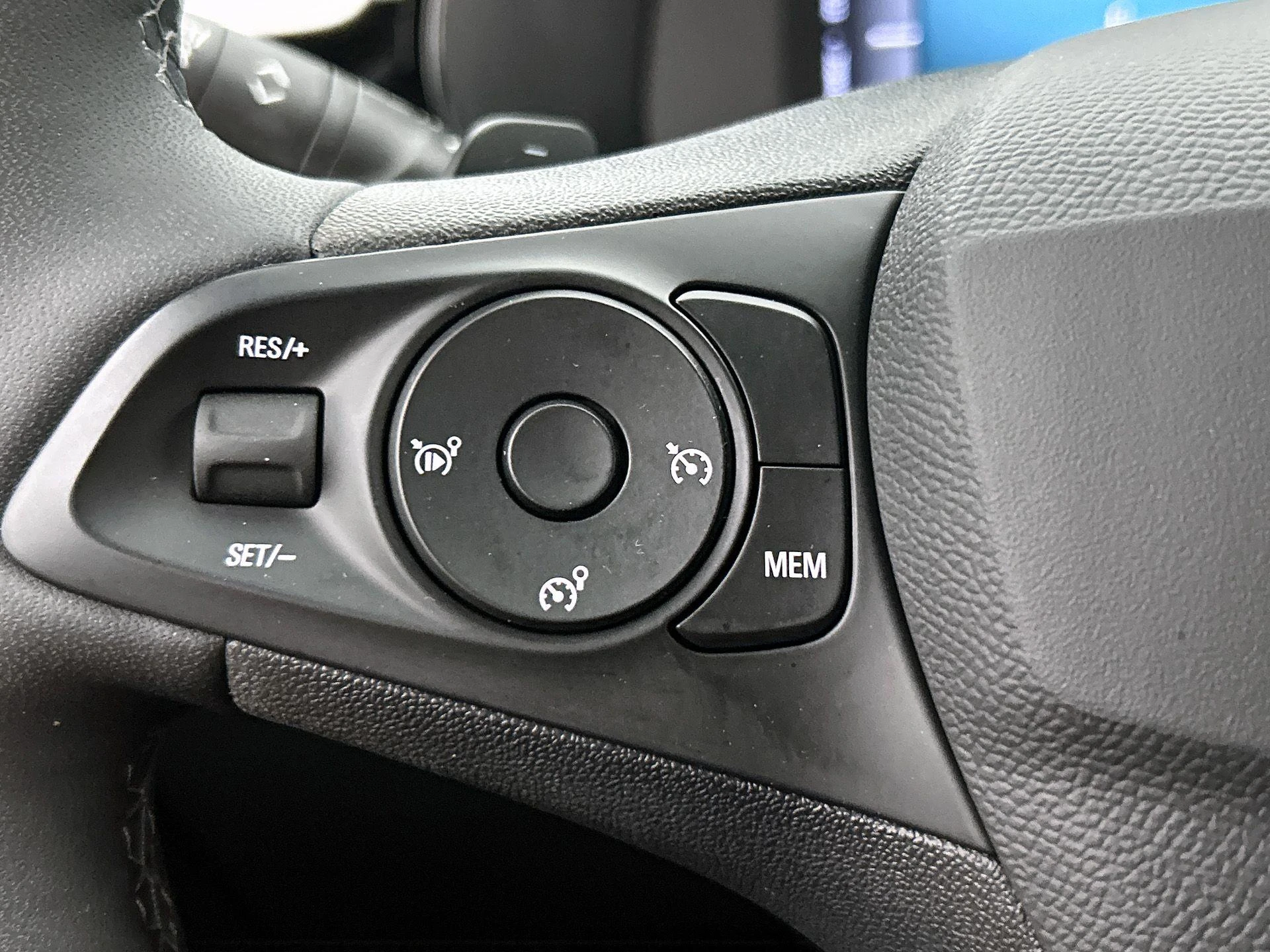 Opel Corsa 1.2 Turbo Hybrid GS