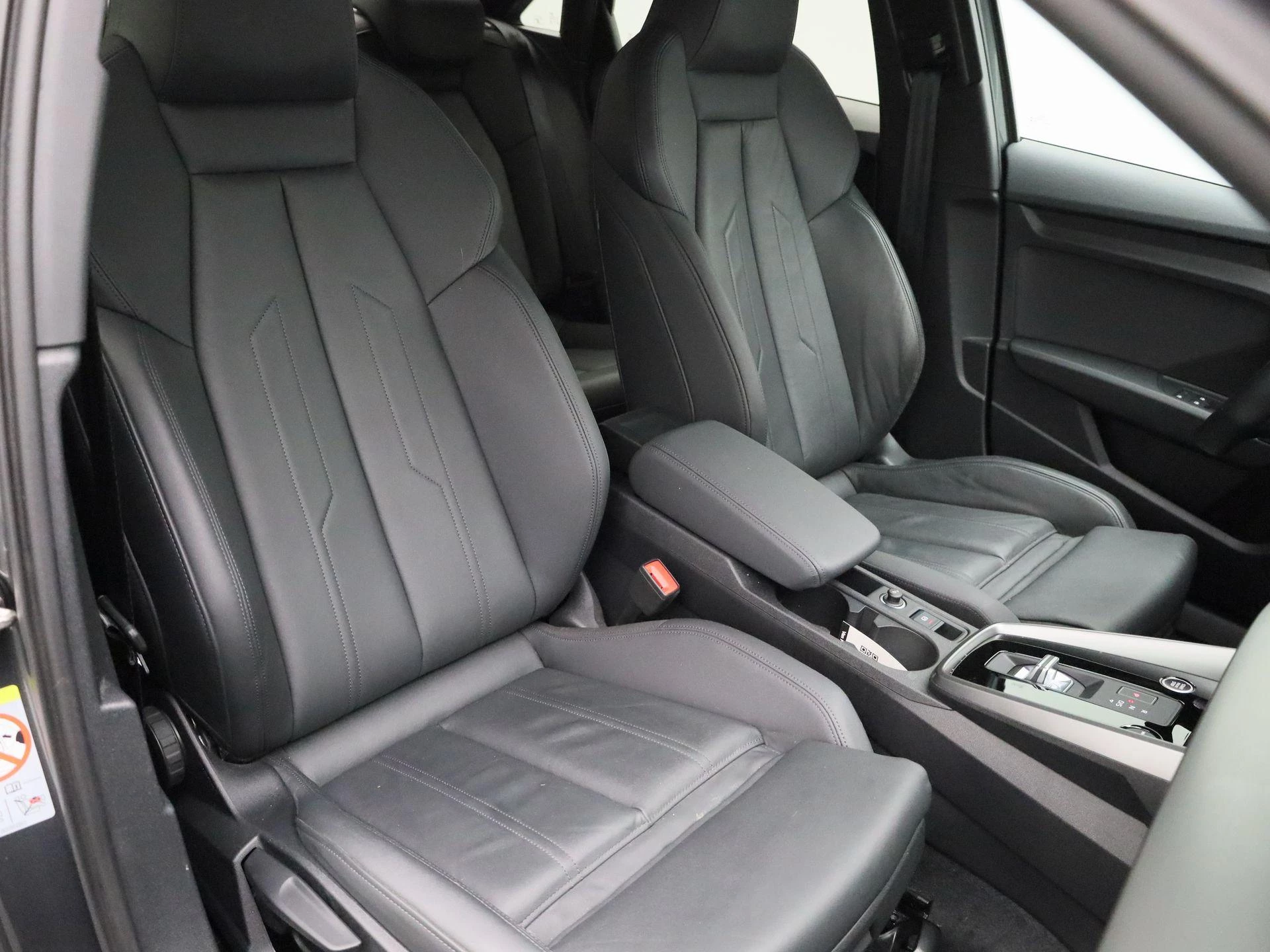 Audi A3 Limousine 30 TFSI S edition