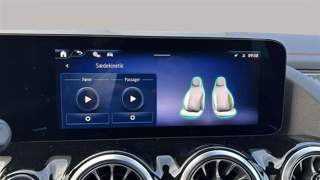 Mercedes-Benz-EQA-image-17