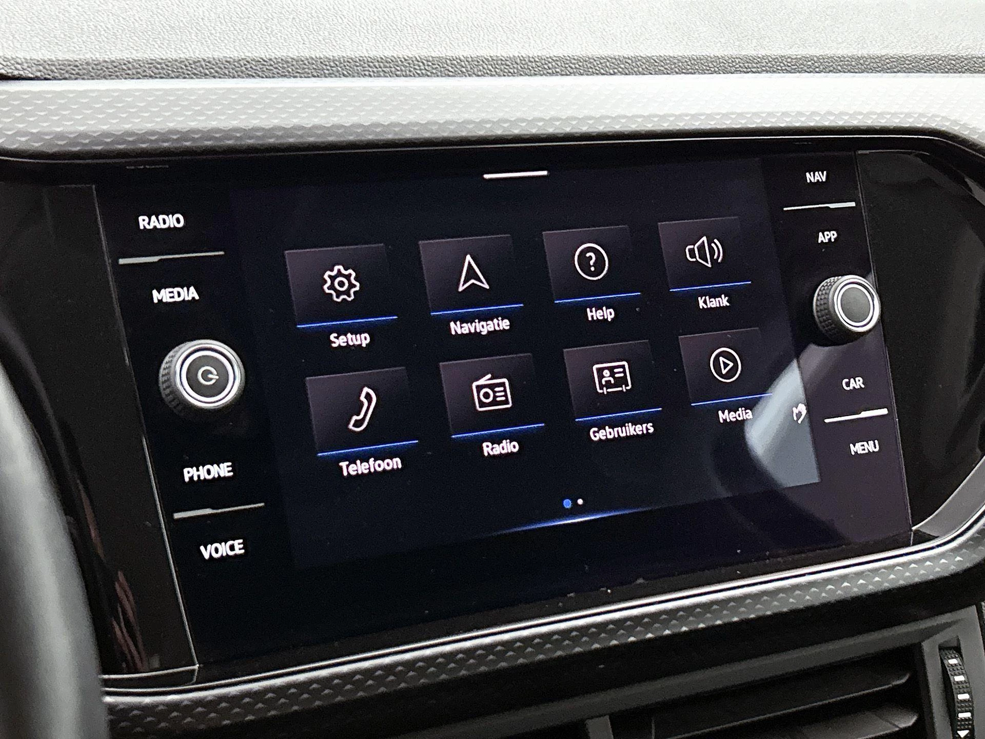 Volkswagen-T-Cross-image-19