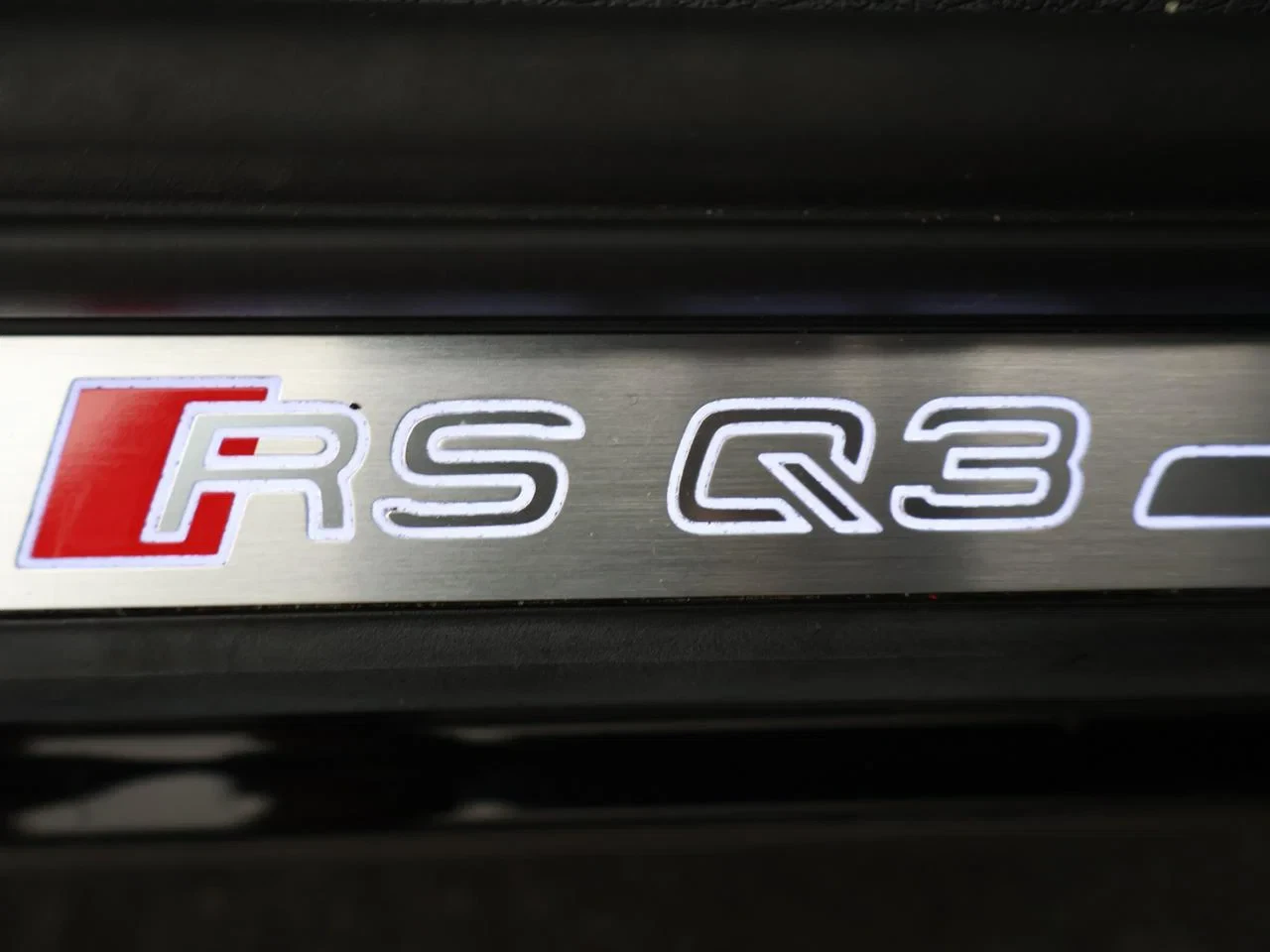 Audi-RSQ3-image-22