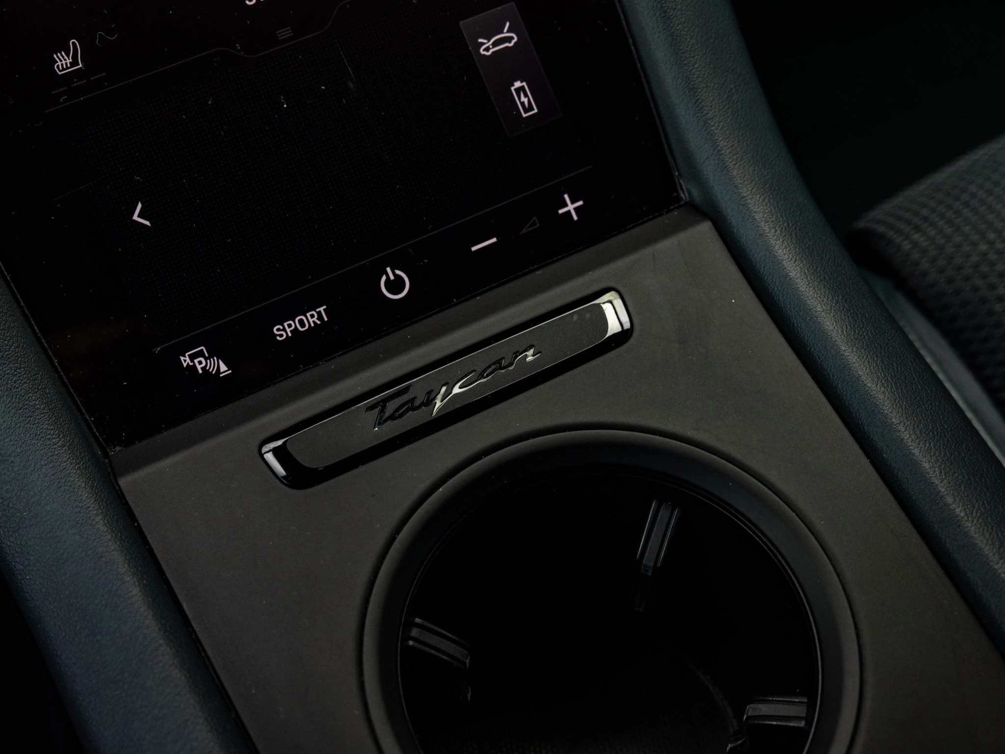 Porsche-Taycan-image-33