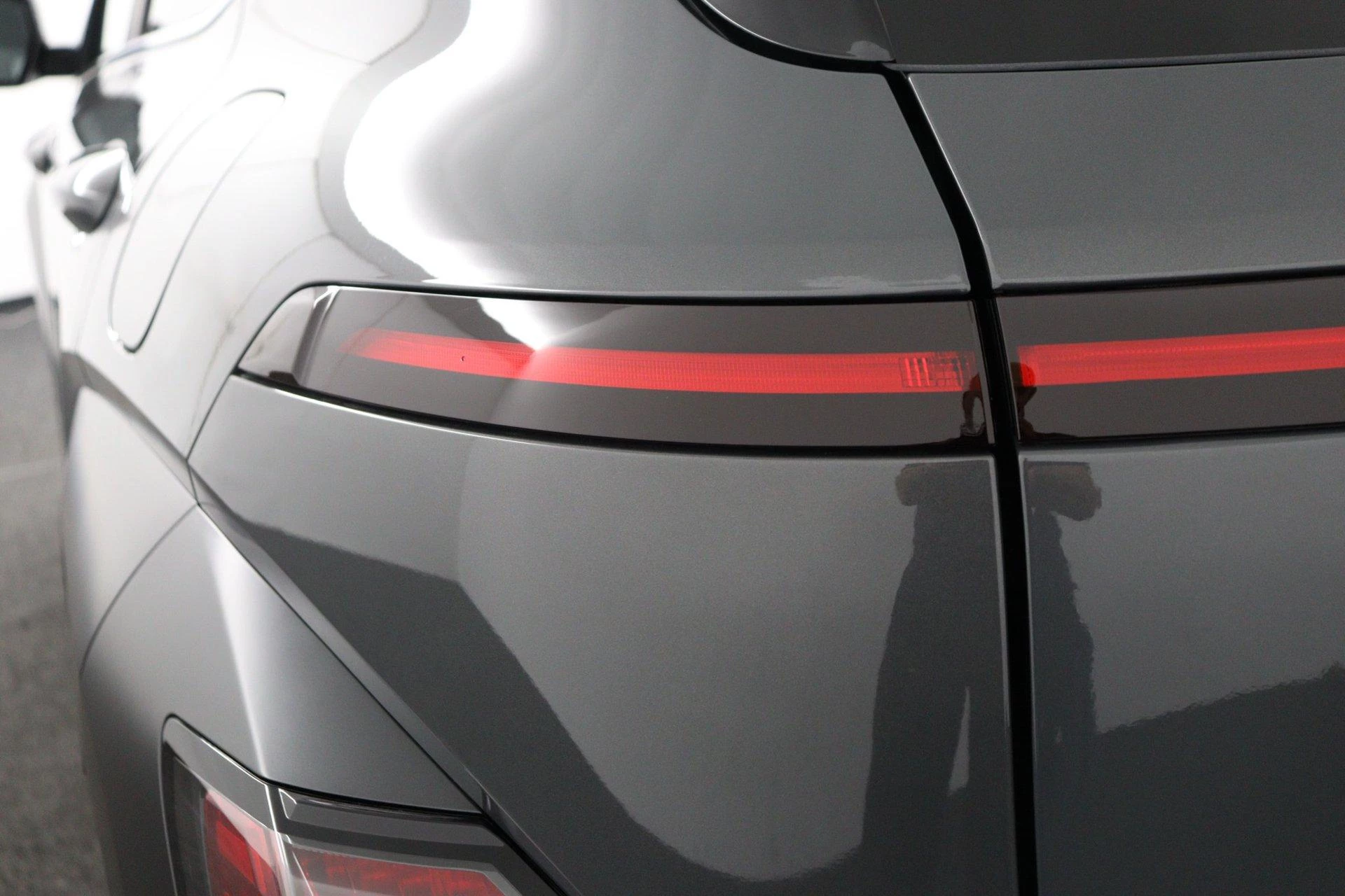 Hyundai Kona 1.6 GDI HEV Premium Sky