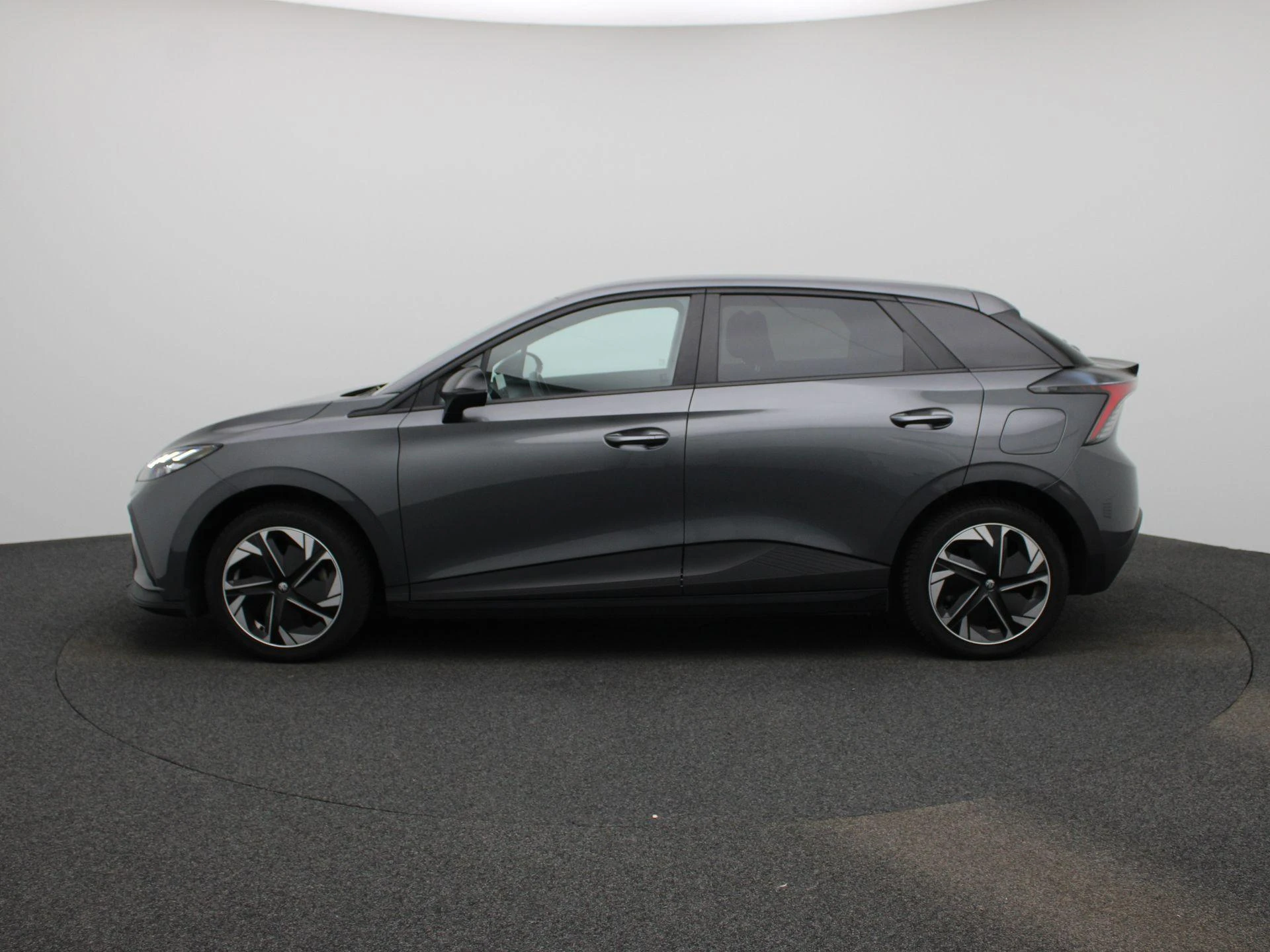 MG-MG4 EV-image-3
