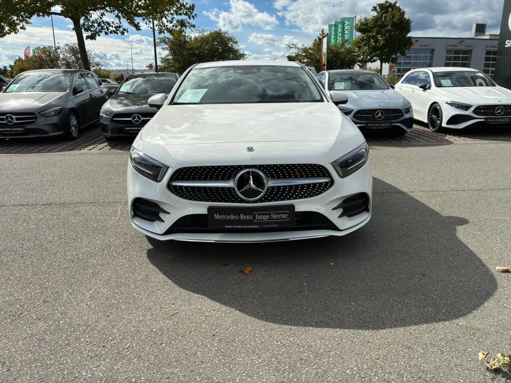 Mercedes-Benz-A-Klasse 250-image-18