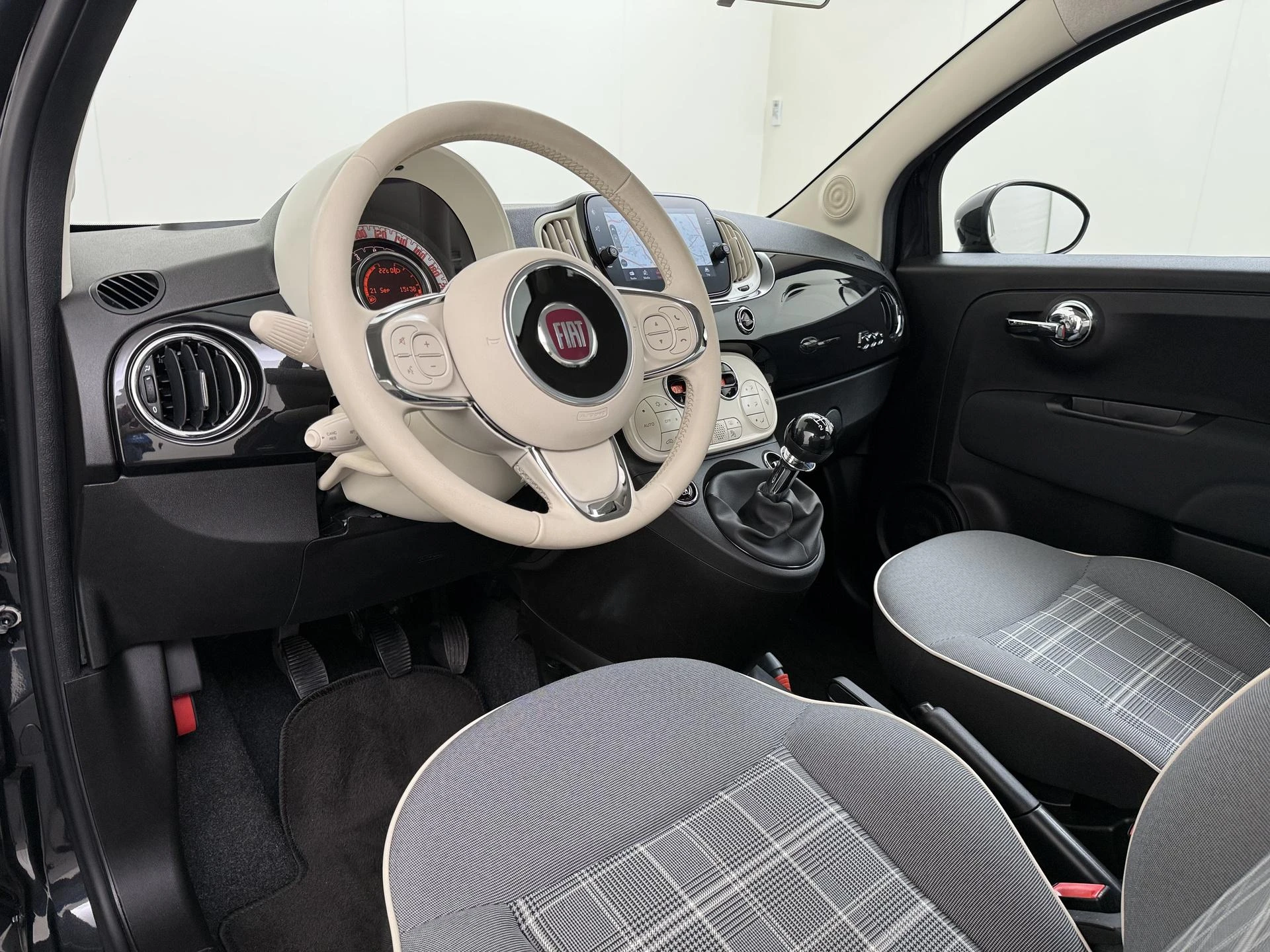 Fiat-500-image-4
