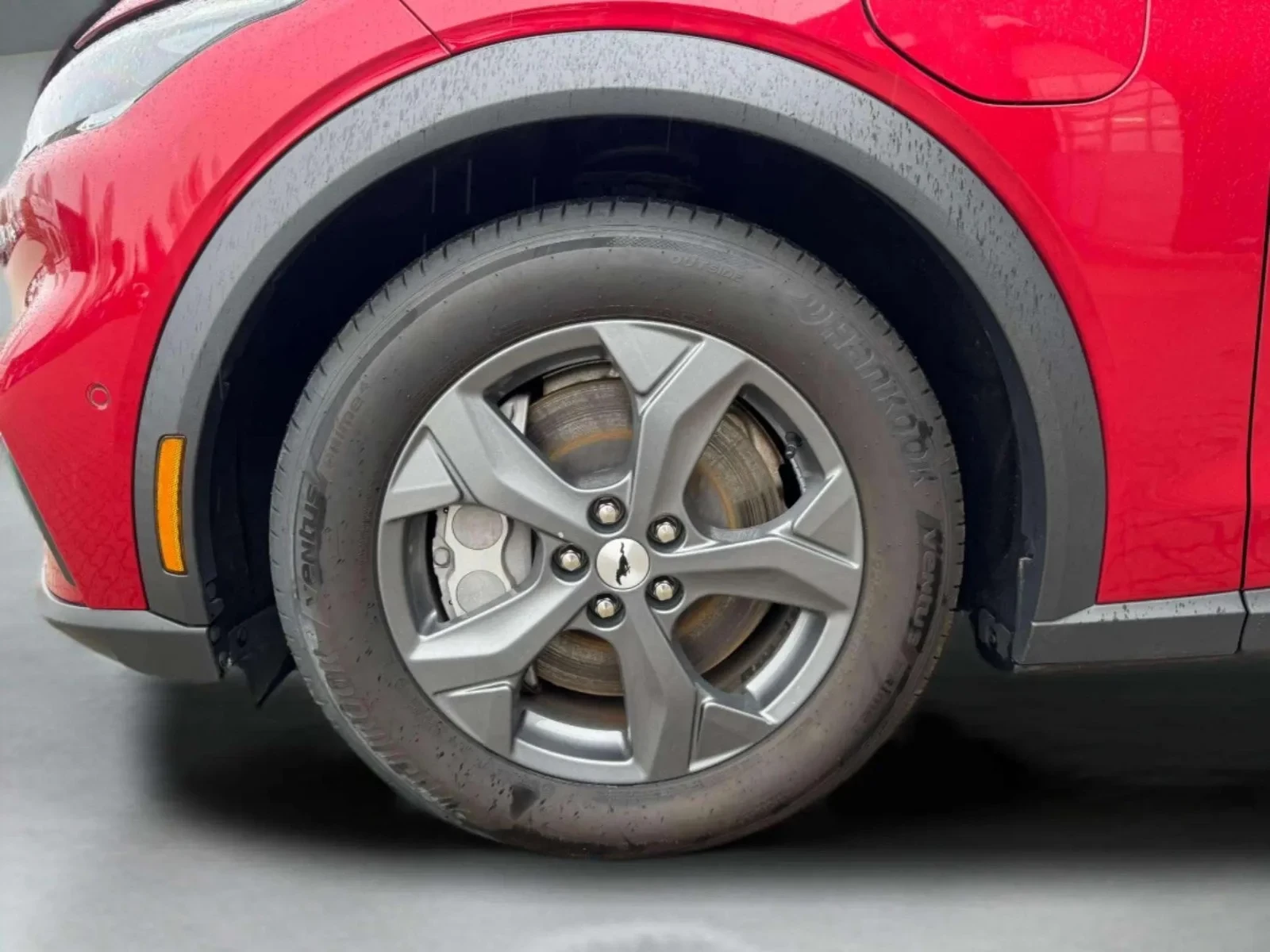 Ford-Mustang Mach-E-image-7