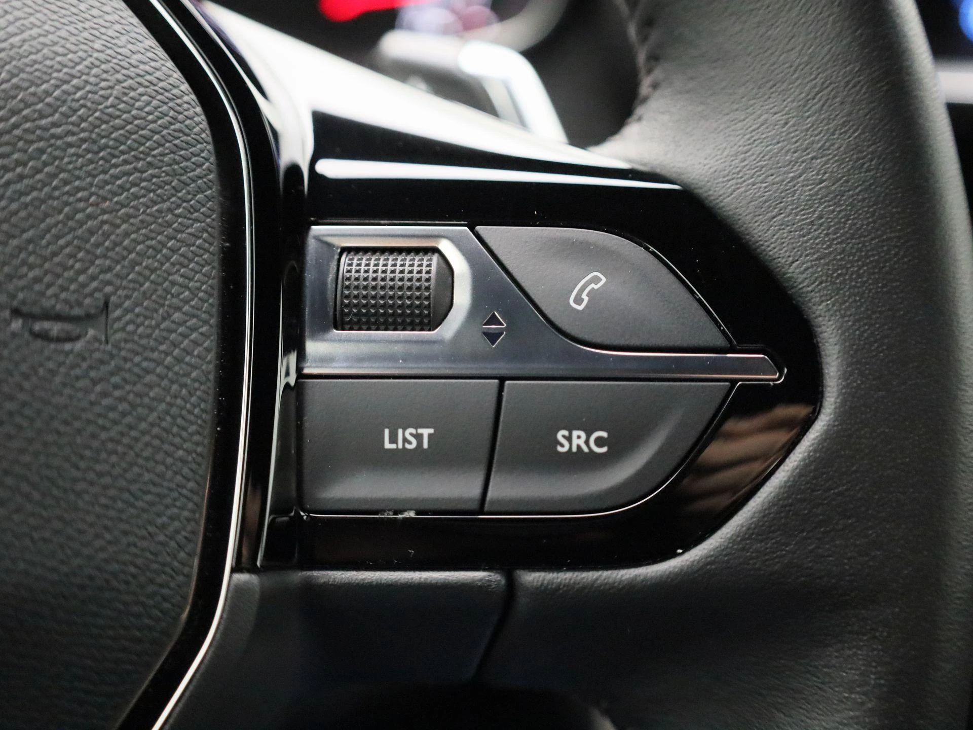 Peugeot 2008 1.2 PureTech Active Pack