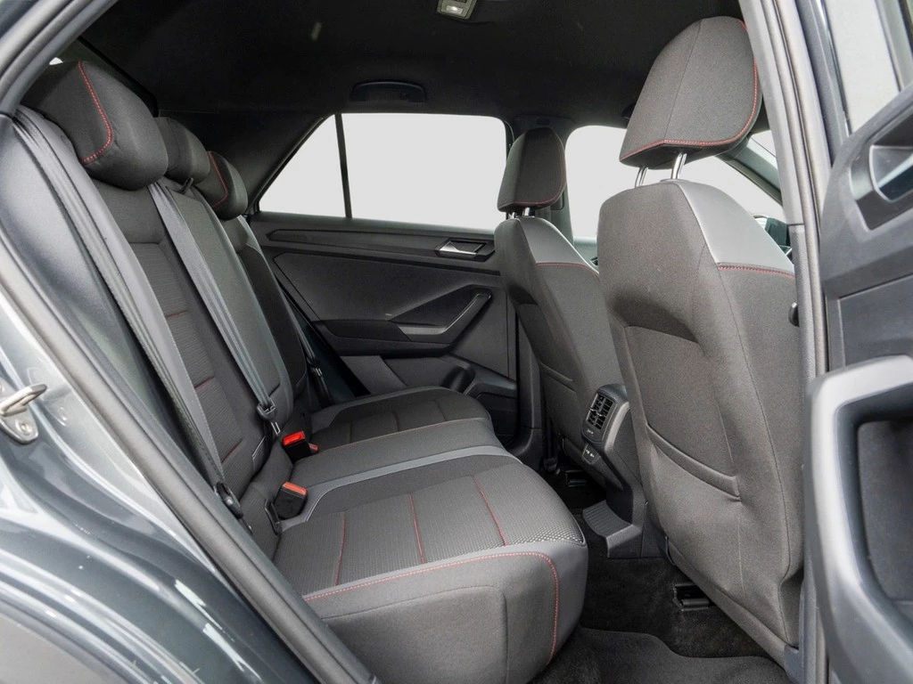 Volkswagen-T-Roc-image-8