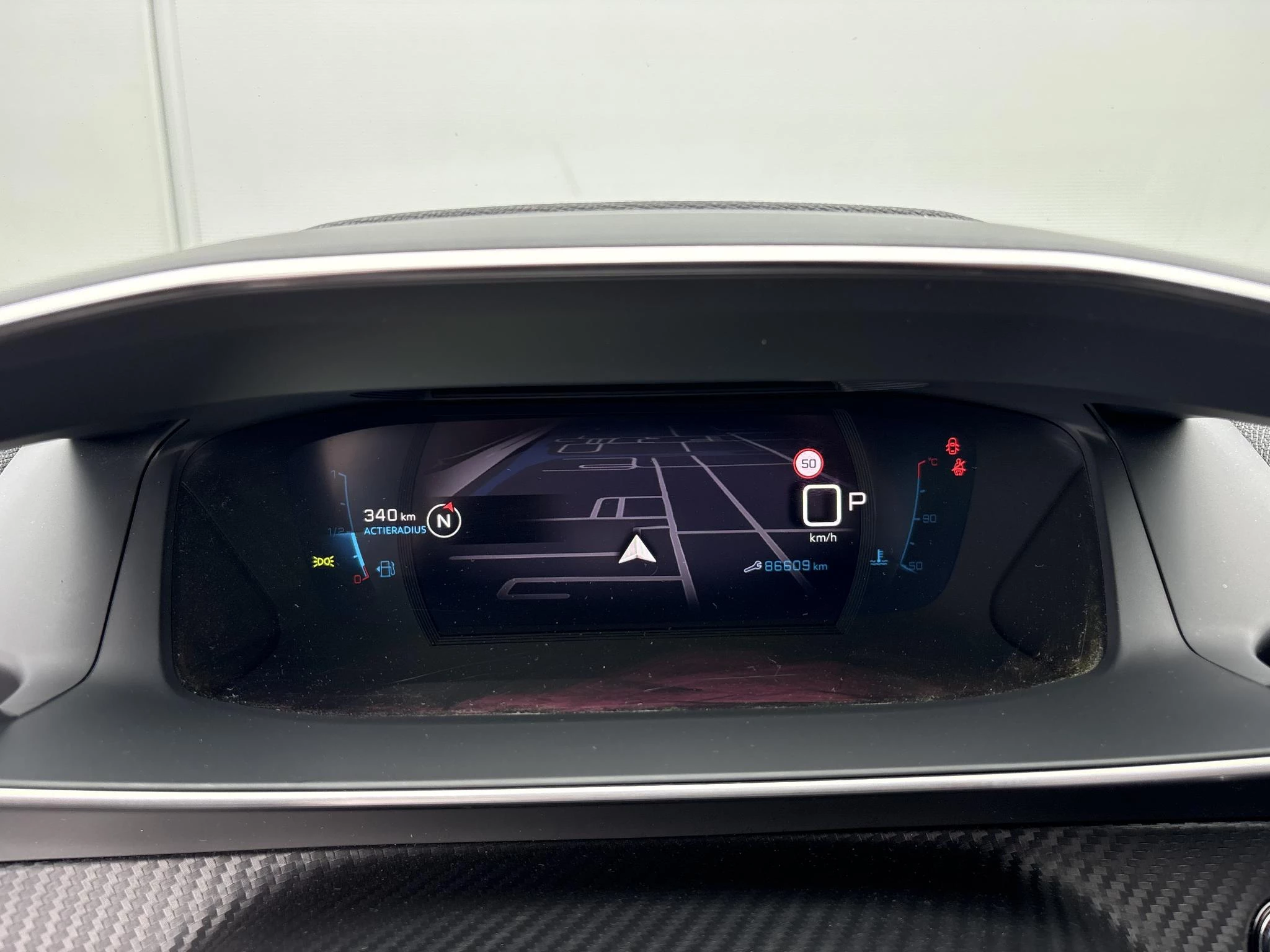 Peugeot 2008 1.2 PureTech Blue Lease Allure