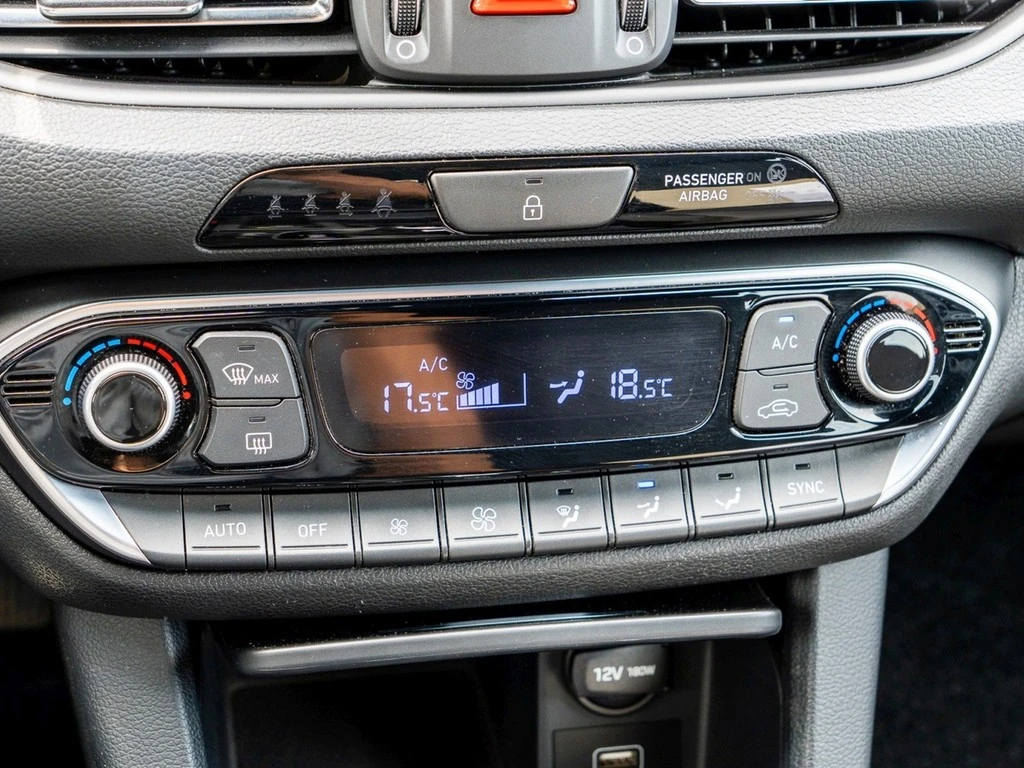 Hyundai i30 cw Connect & Go Navi, LED, Rückfahrkamera
