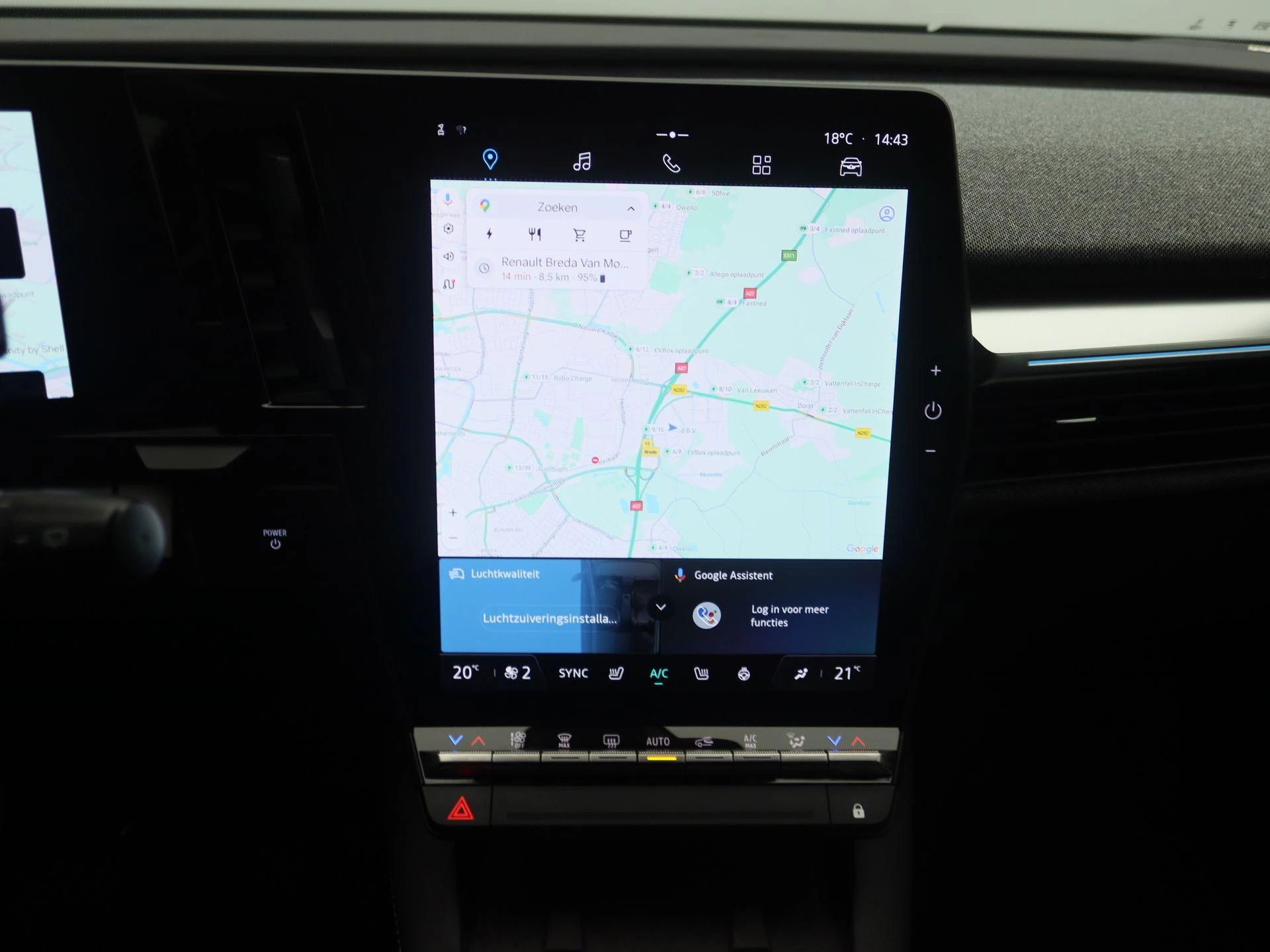 Renault-Megane E-Tech-image-7