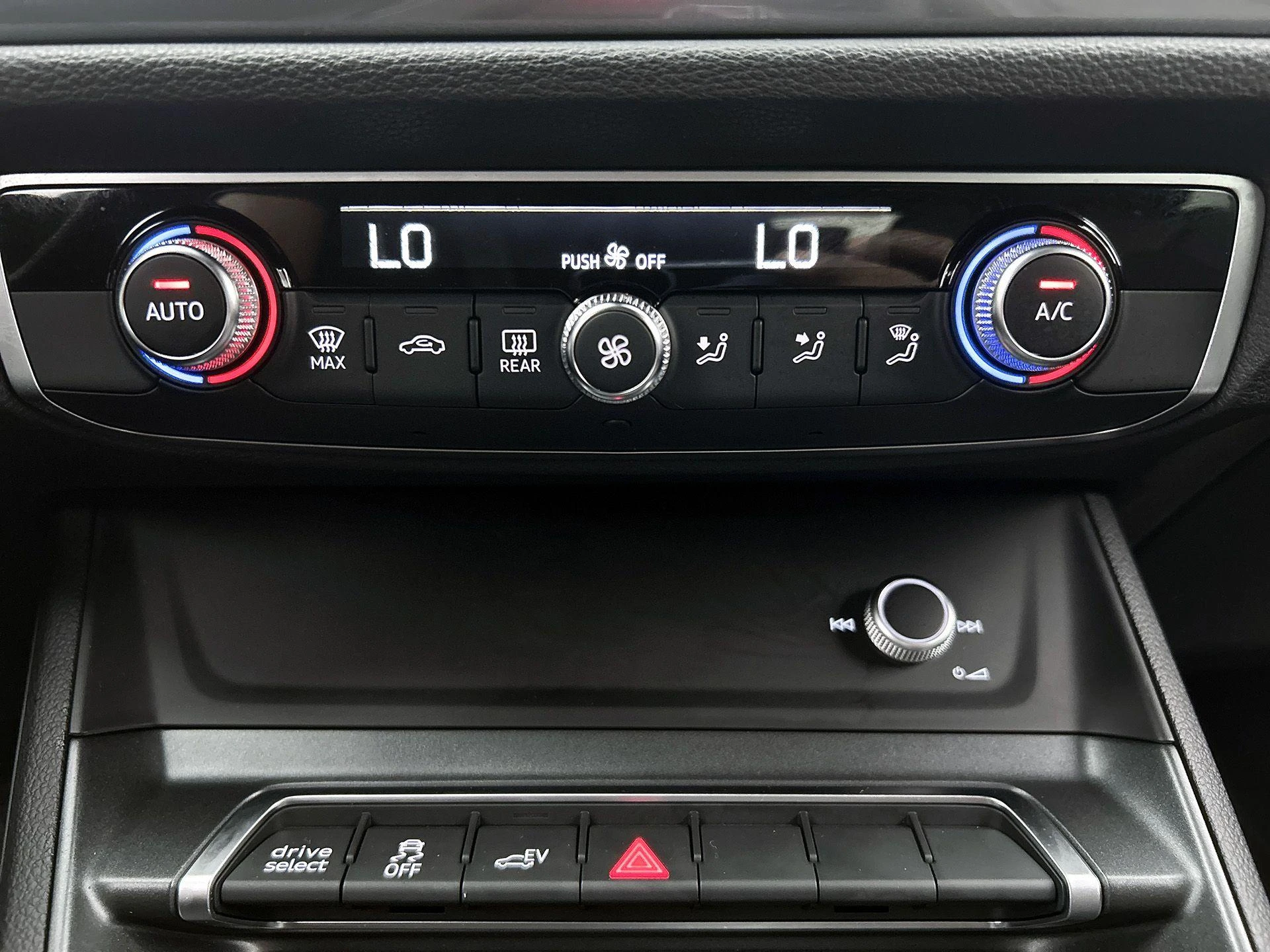 Audi-Q3-image-22