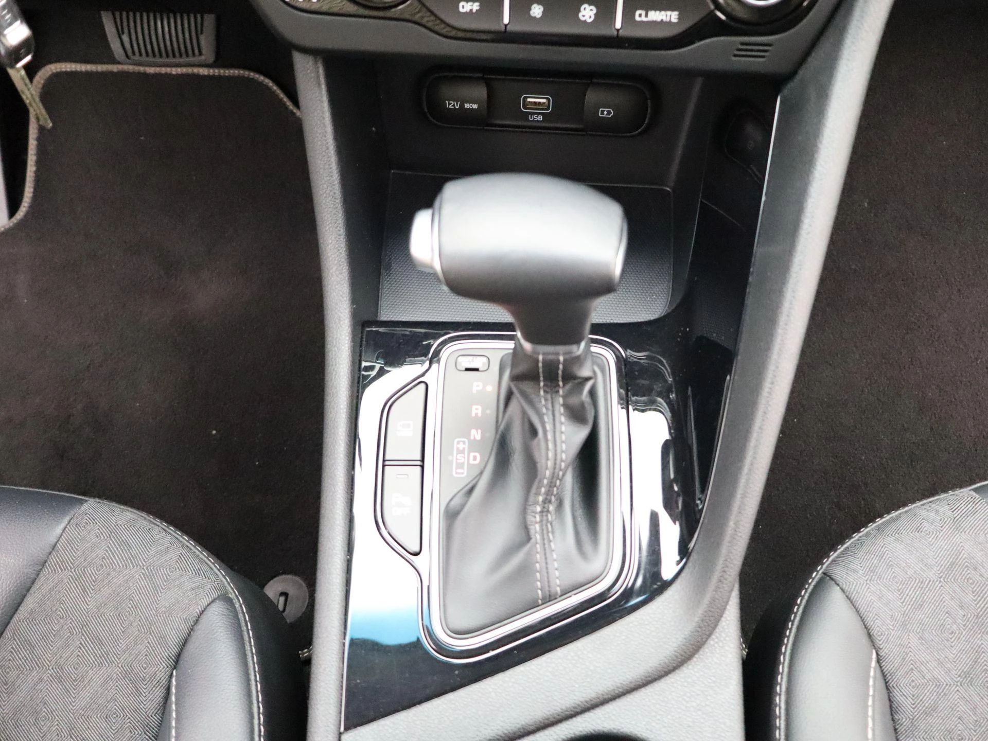 Kia Niro 1.6 GDi Hybrid DynamicLine