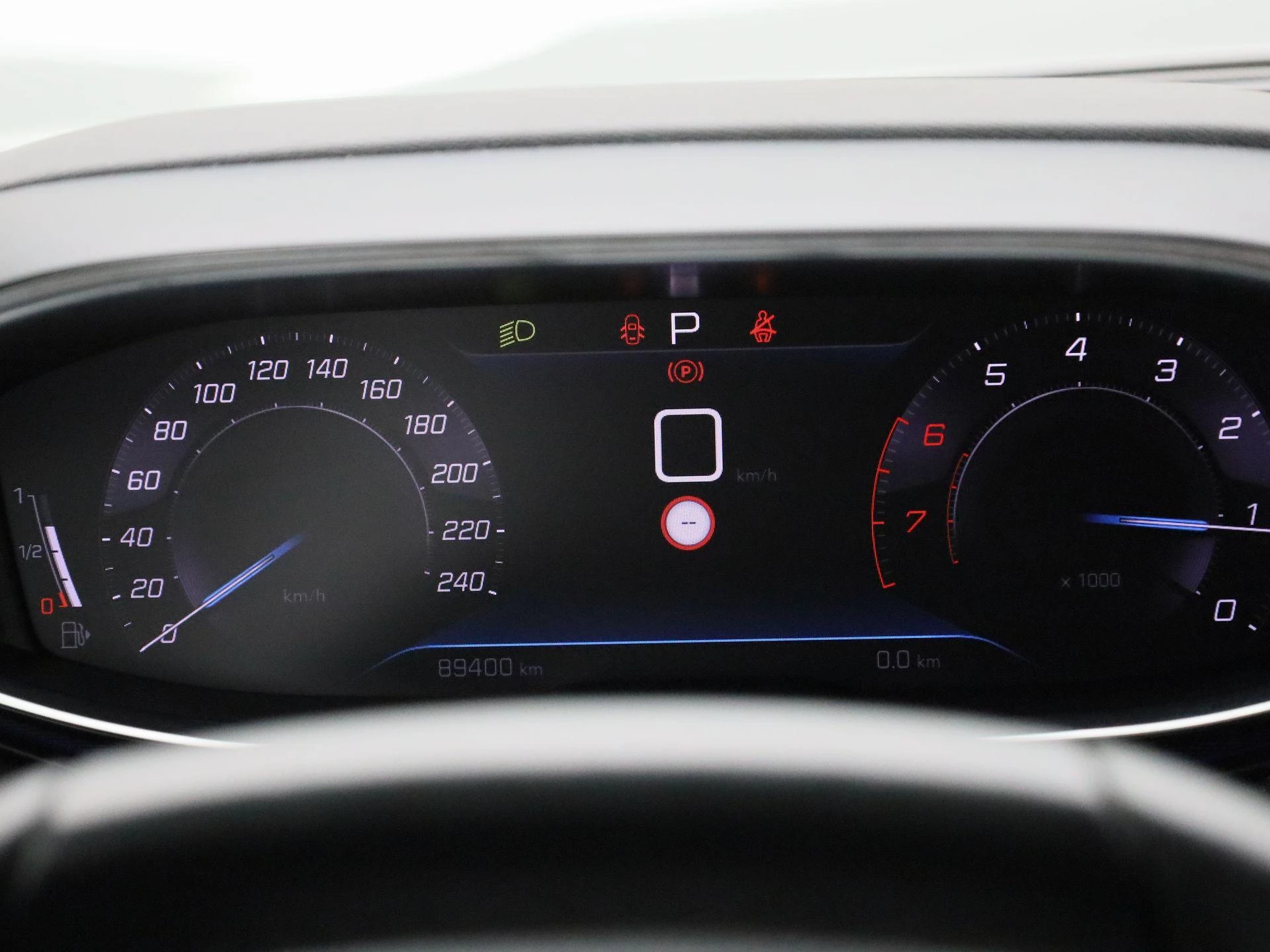 Peugeot-5008-image-7