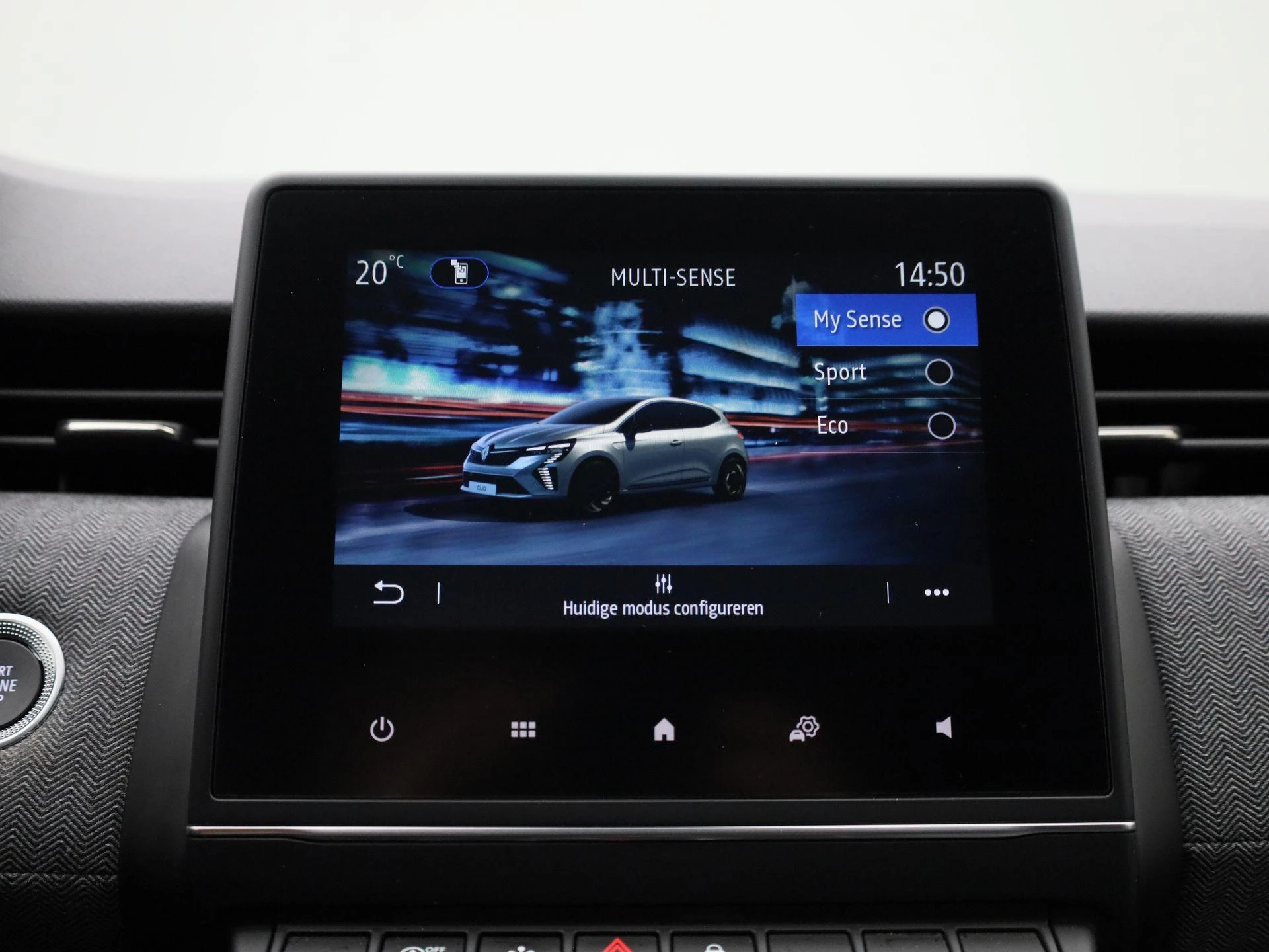 Renault-Clio-image-25