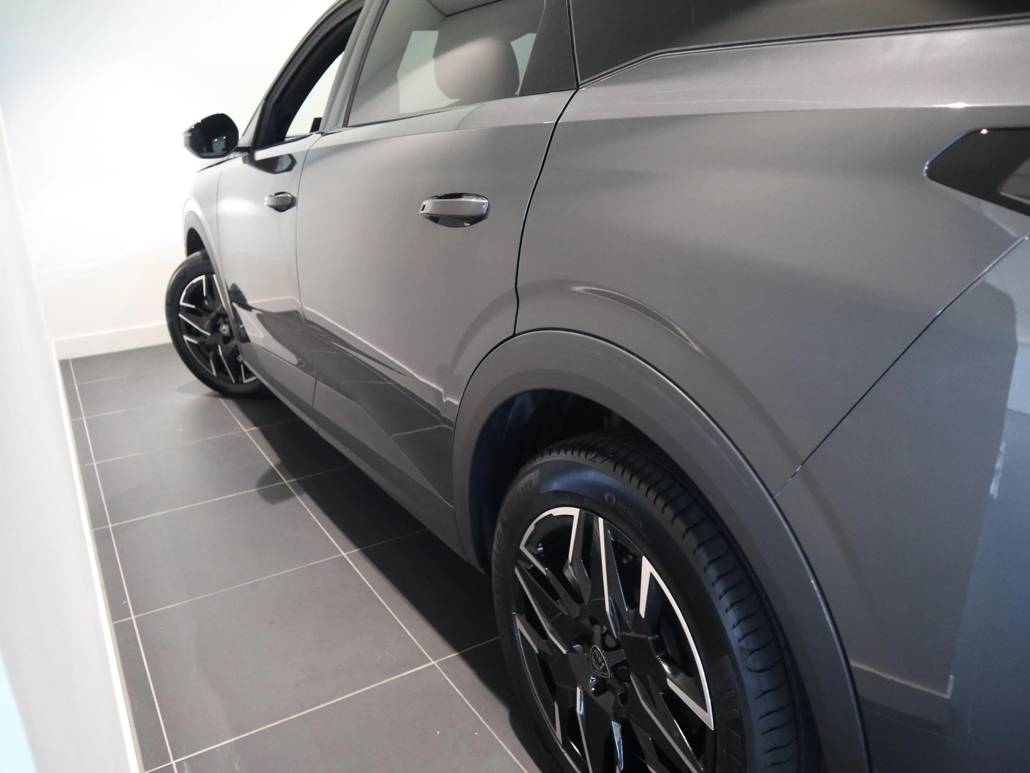 Peugeot-5008-image-23