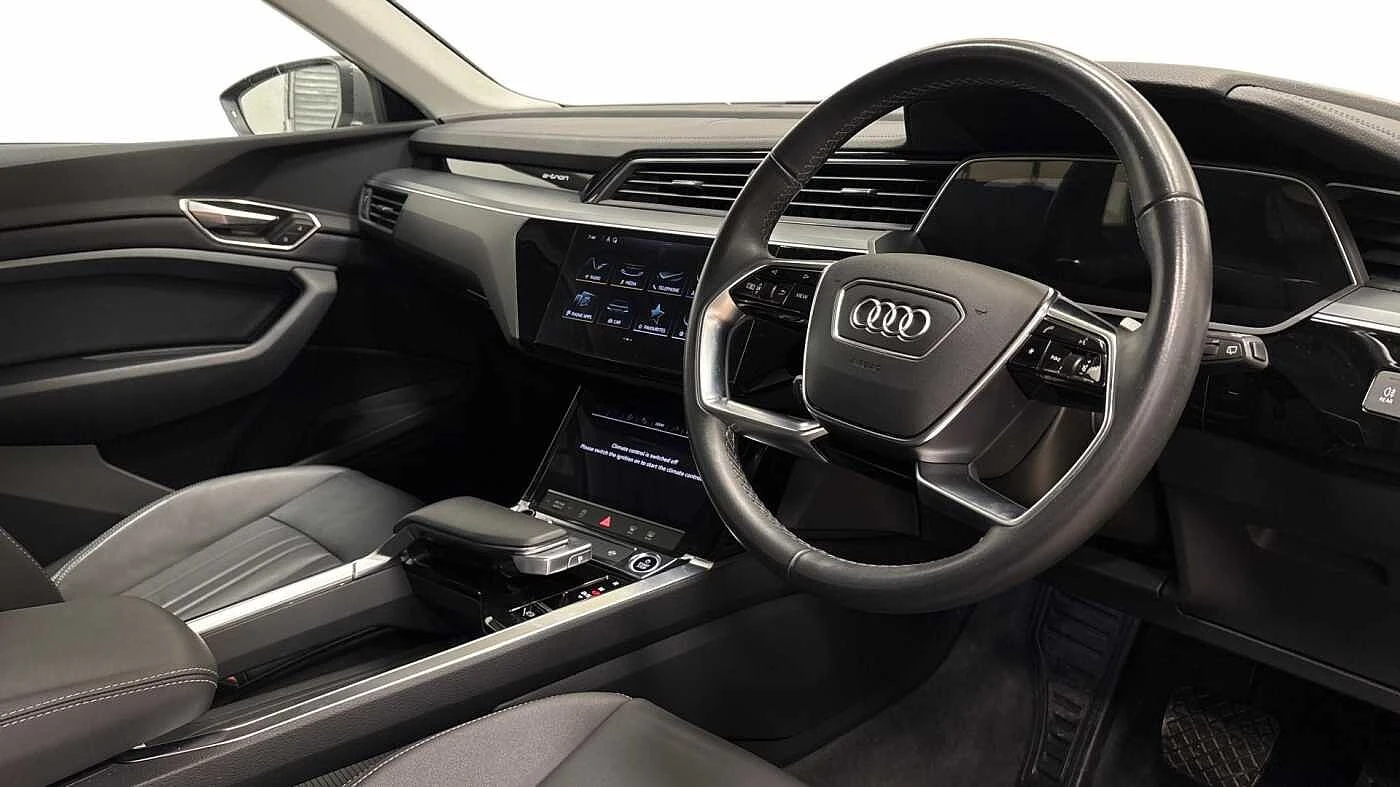 Audi-Q8 e-tron-image-1