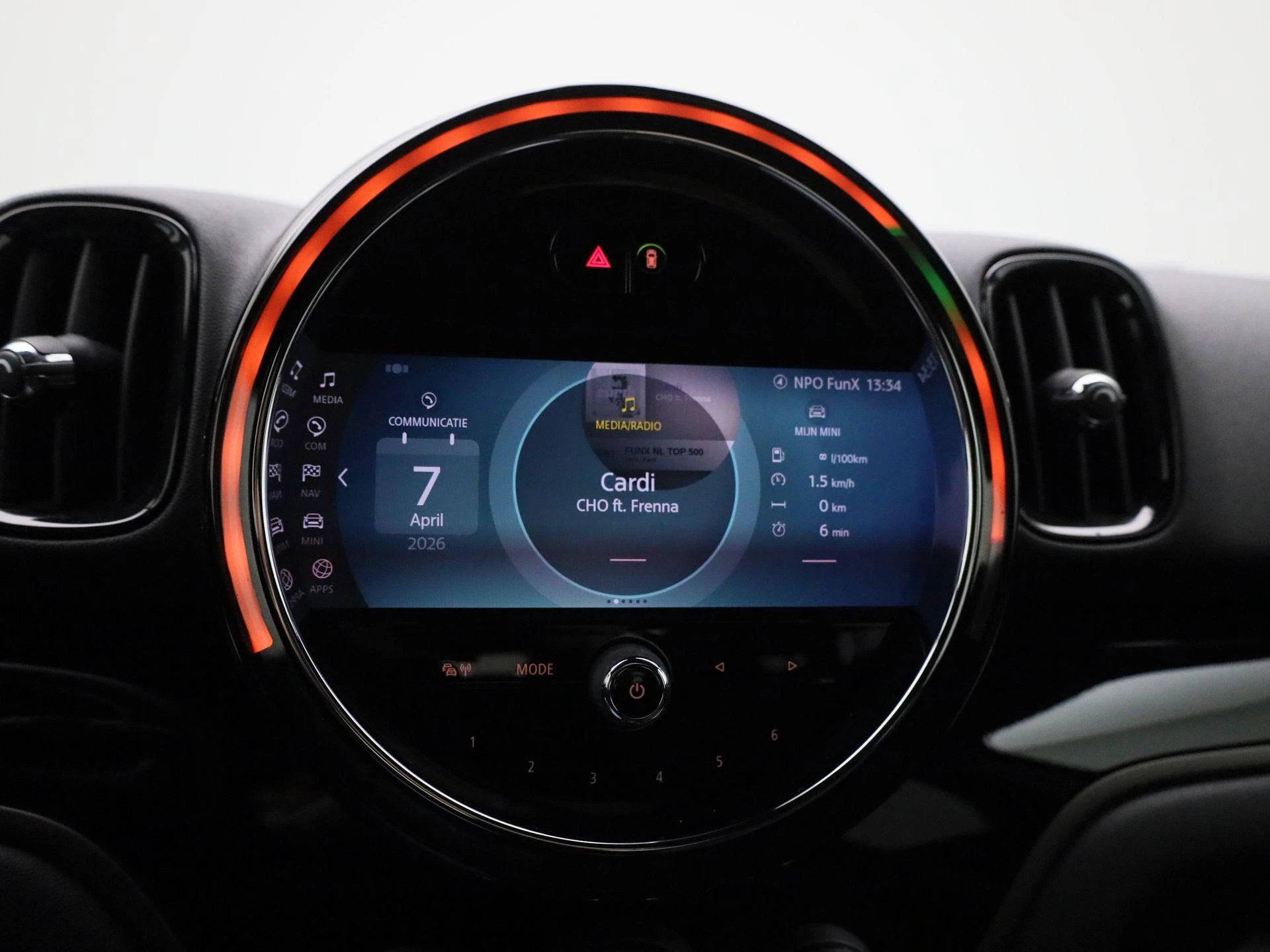 MINI-Countryman-image-18