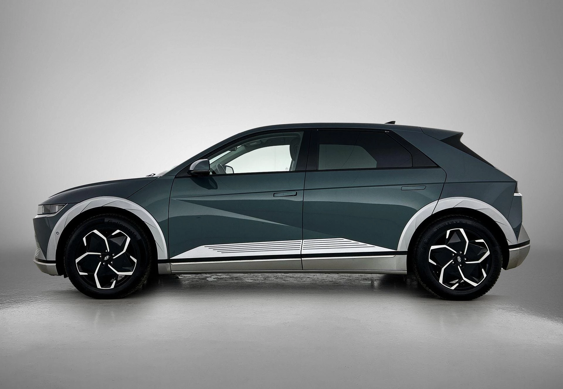 Hyundai-IONIQ 5-image-1