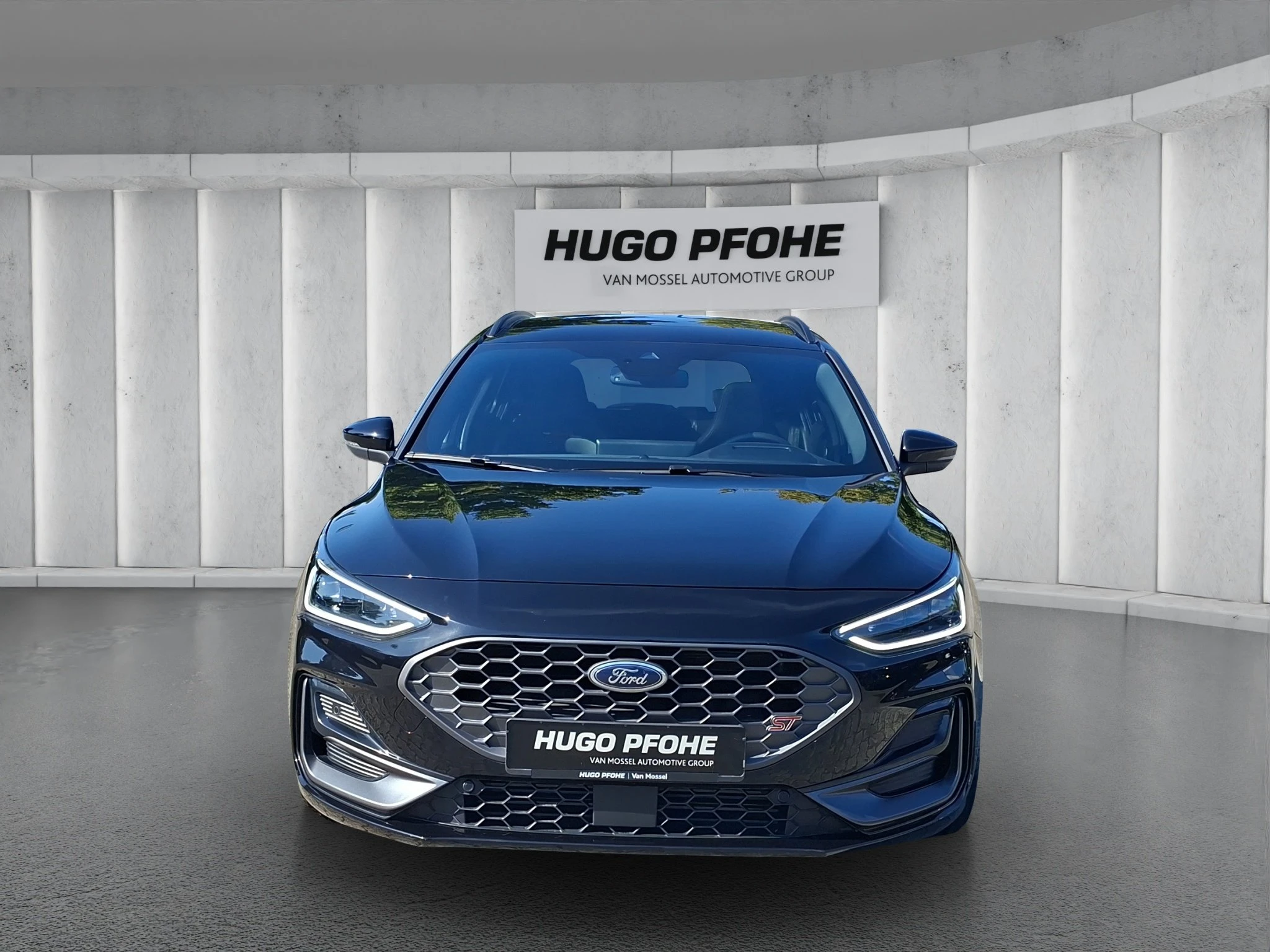Ford Focus ST X Turnier 2.3 EB Aut. | LED | Pano | ACC | RFK | SHZ | LMF | Navi | B&O