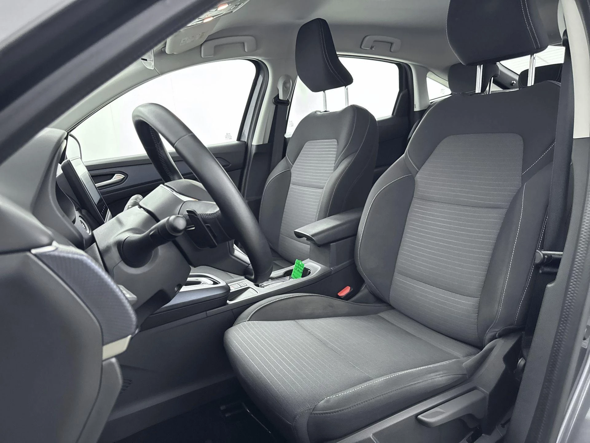 Renault-Arkana-image-25