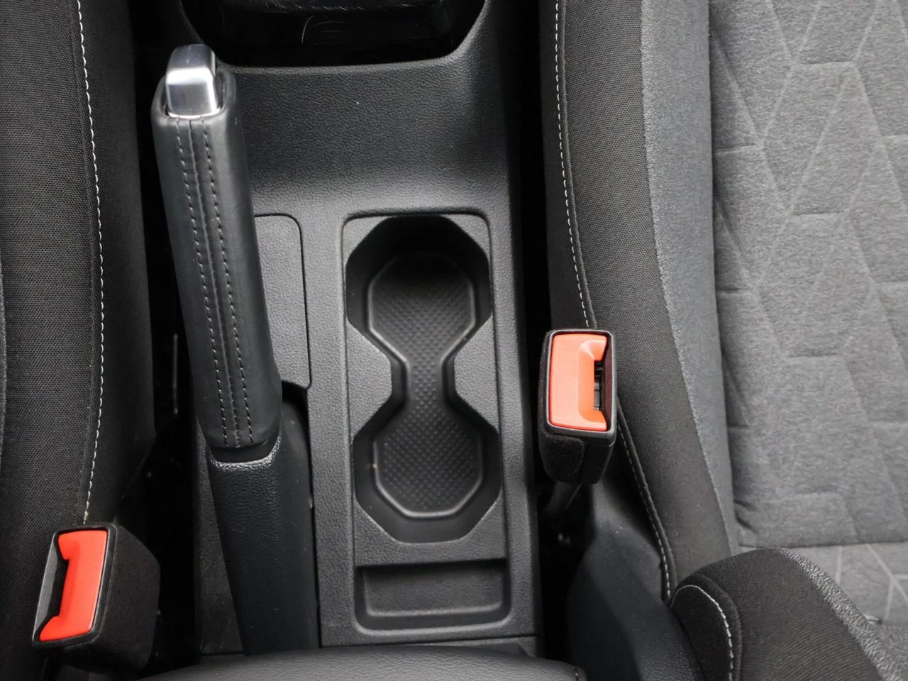 Volkswagen-T-Cross-image-21