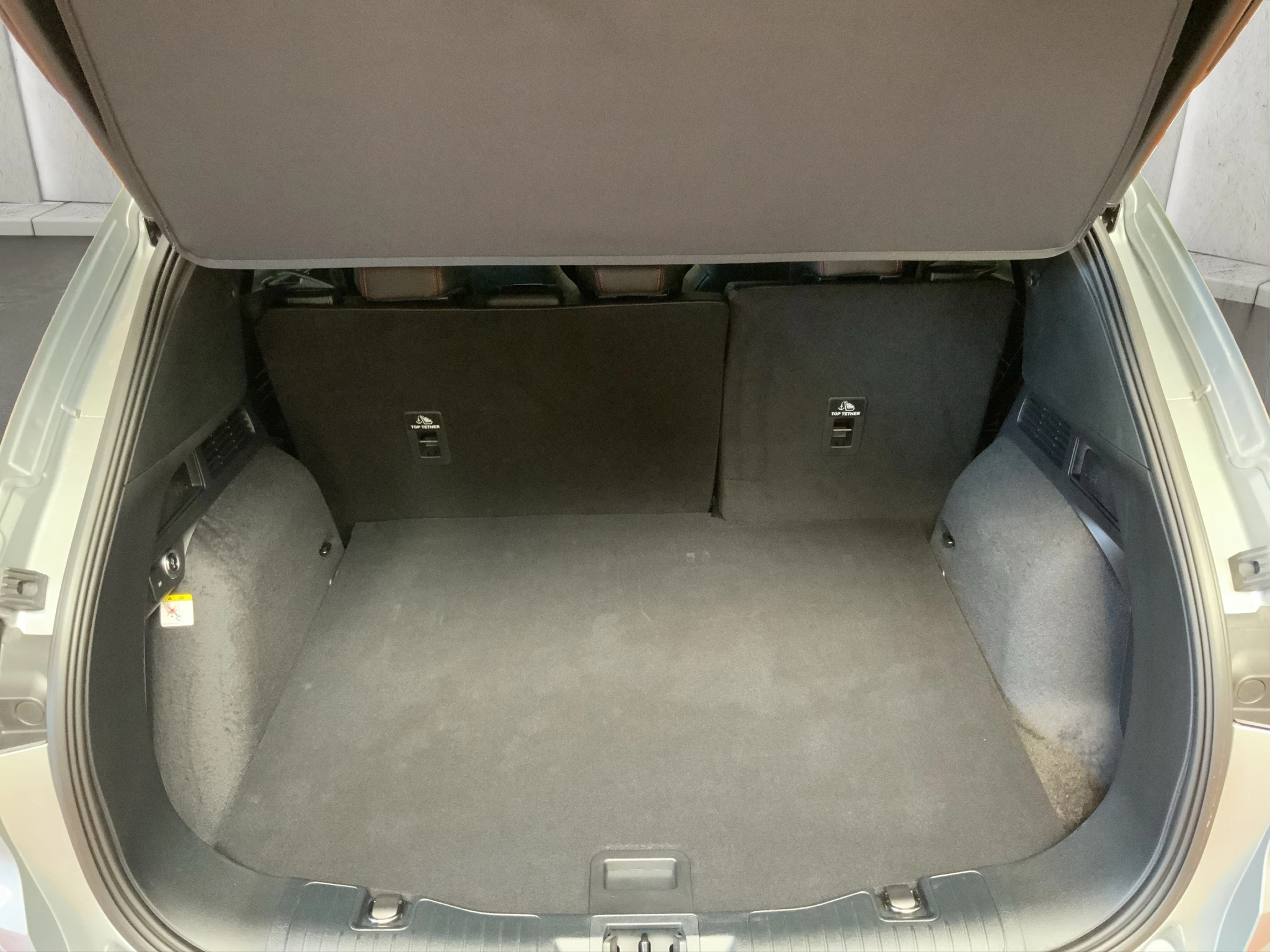 Ford Kuga ST-Line X*PANO*AHK*KAM*ACC*NAVI*SOUND-SYS. LED Pano SHZ 4xSHZ