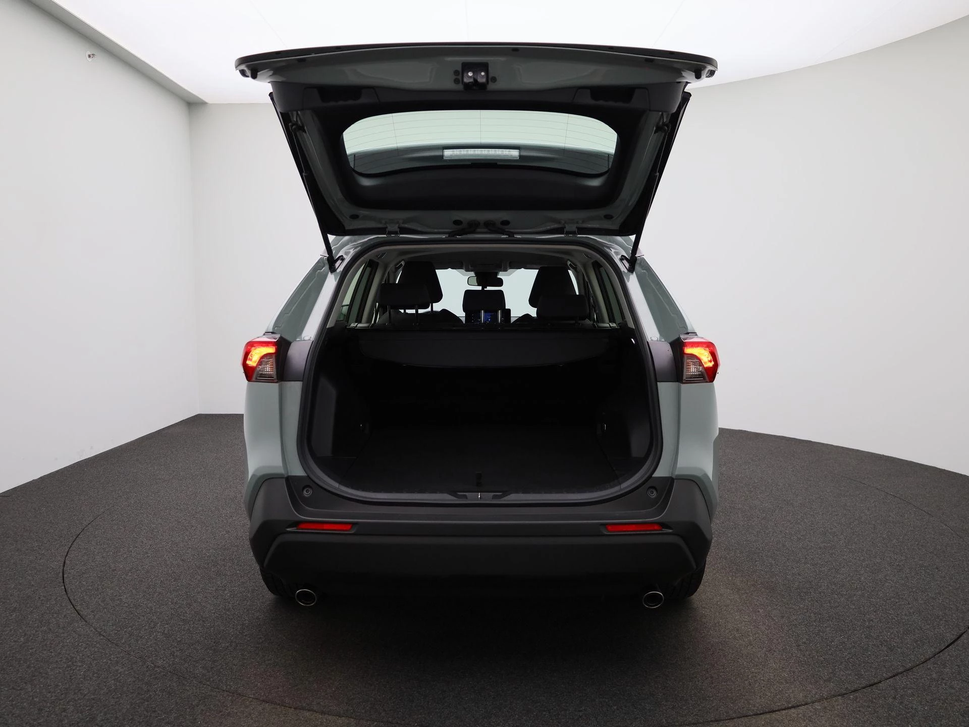 Toyota-RAV4-image-10