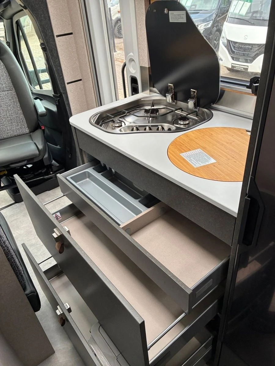 Hymer--image-13