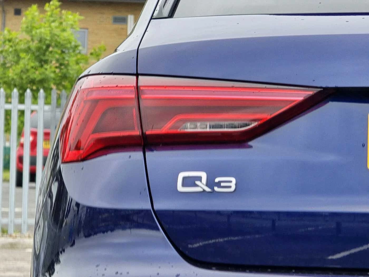 Audi-Q3-image-24