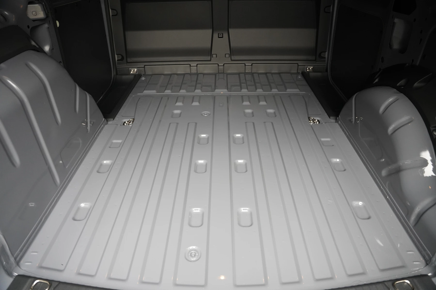 Volkswagen-Caddy-image-12