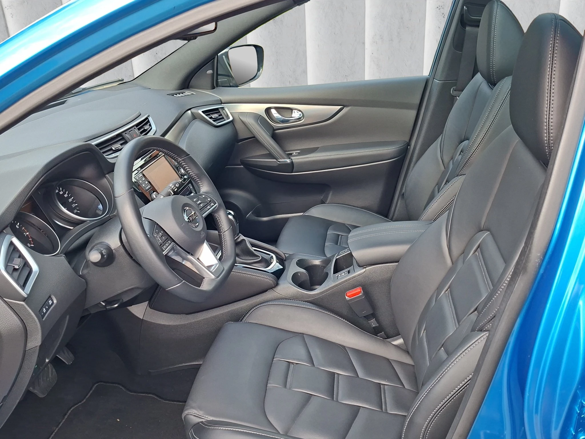 Nissan-QASHQAI-image-9