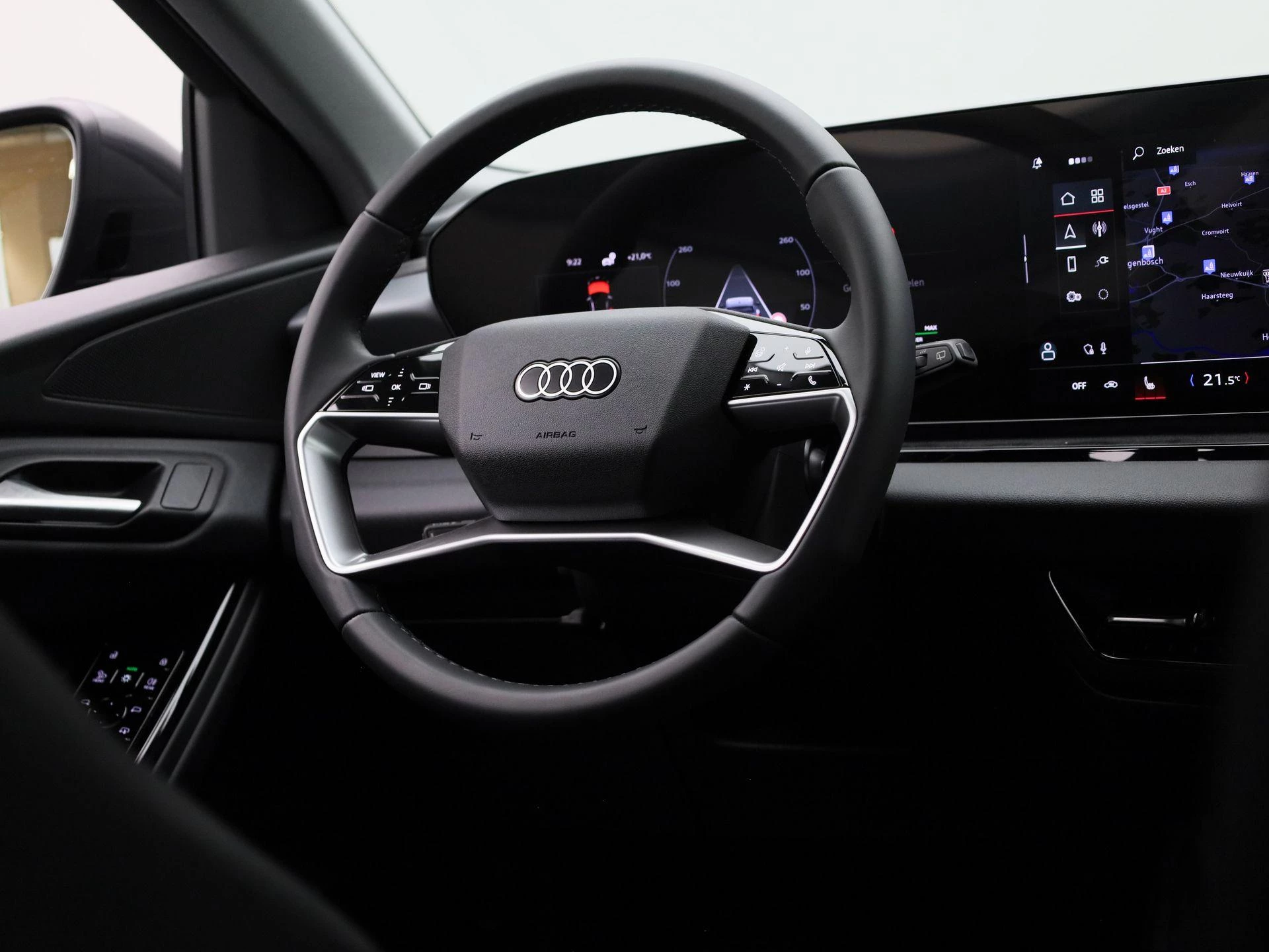 Audi-Q6 e-tron-image-44