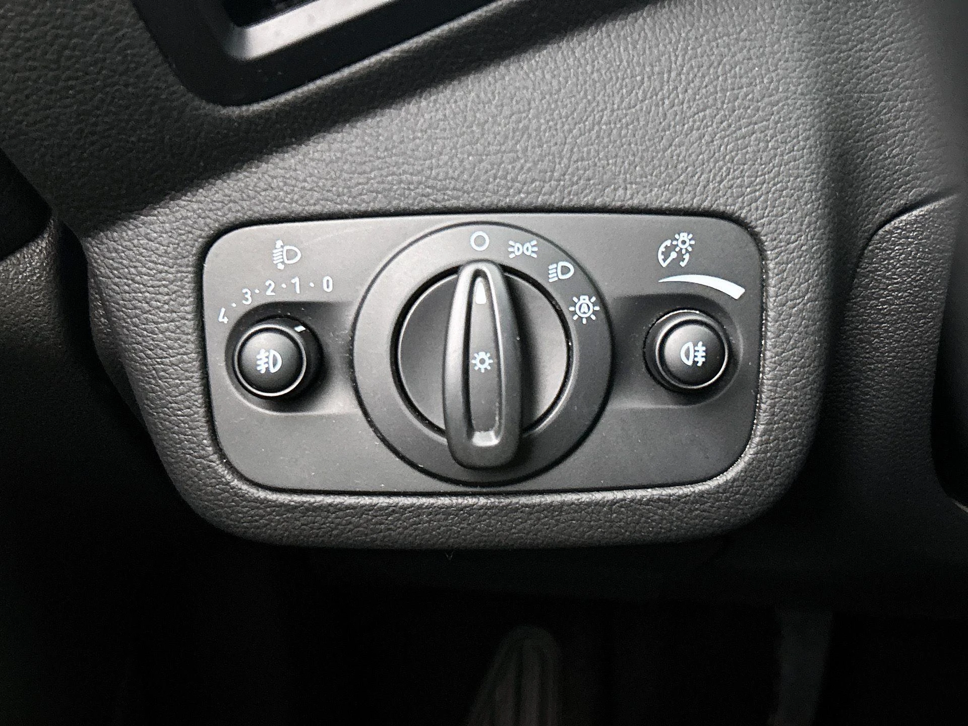 Ford-Kuga-image-16
