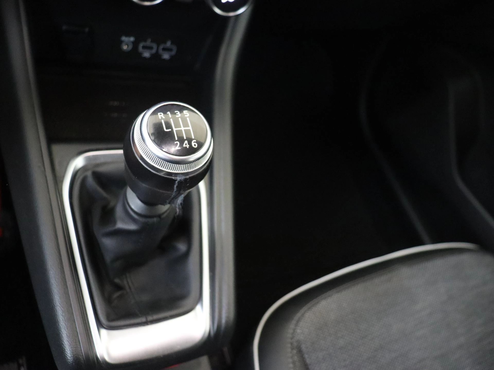 Renault-Captur-image-18