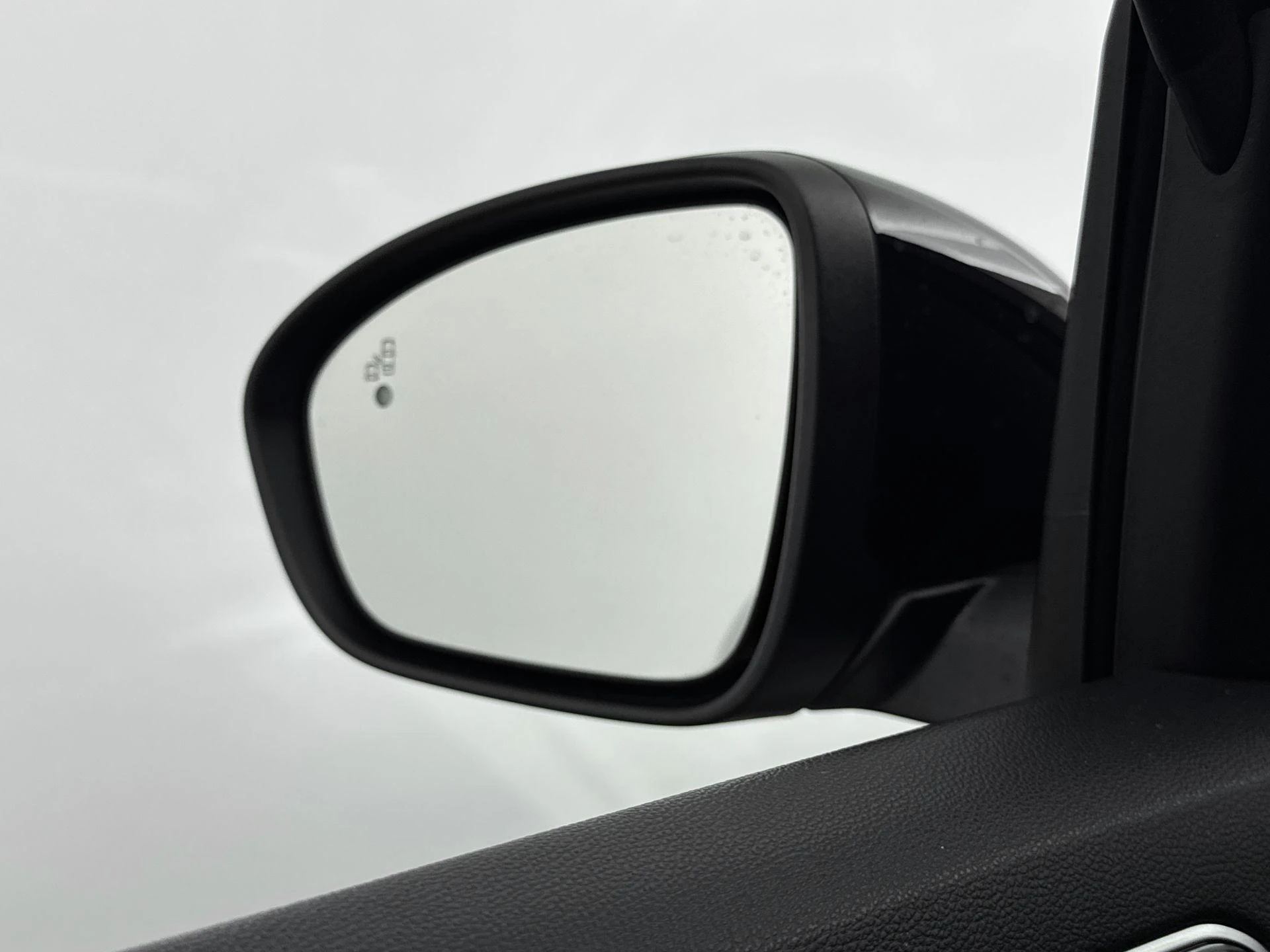 Renault-Arkana-image-17