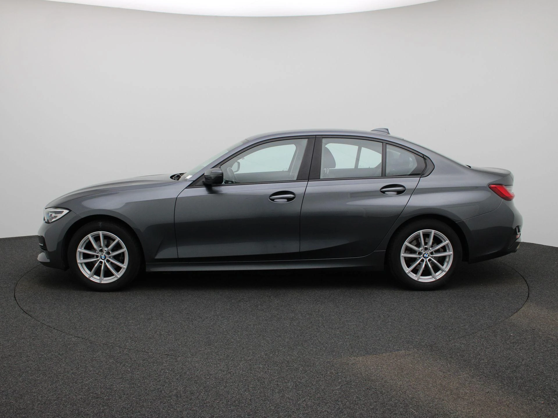 BMW-3 Serie-image-3