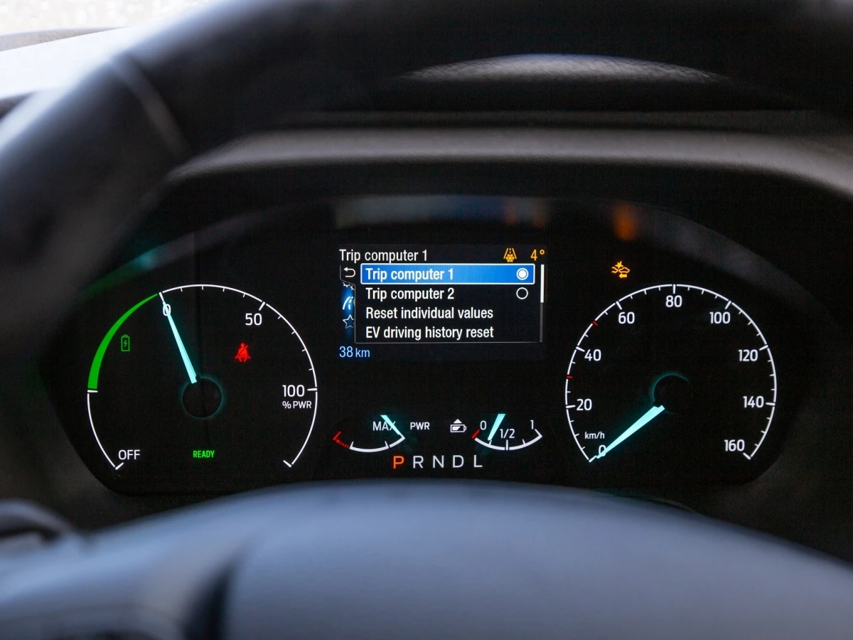 Ford-Transit-image-11