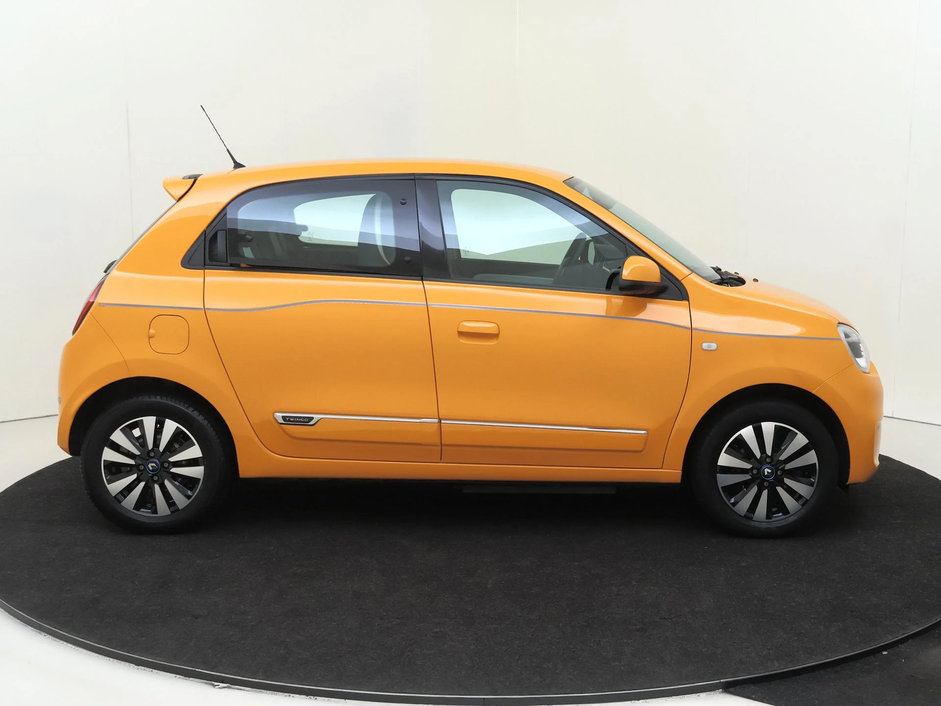 Renault-Twingo-image-7