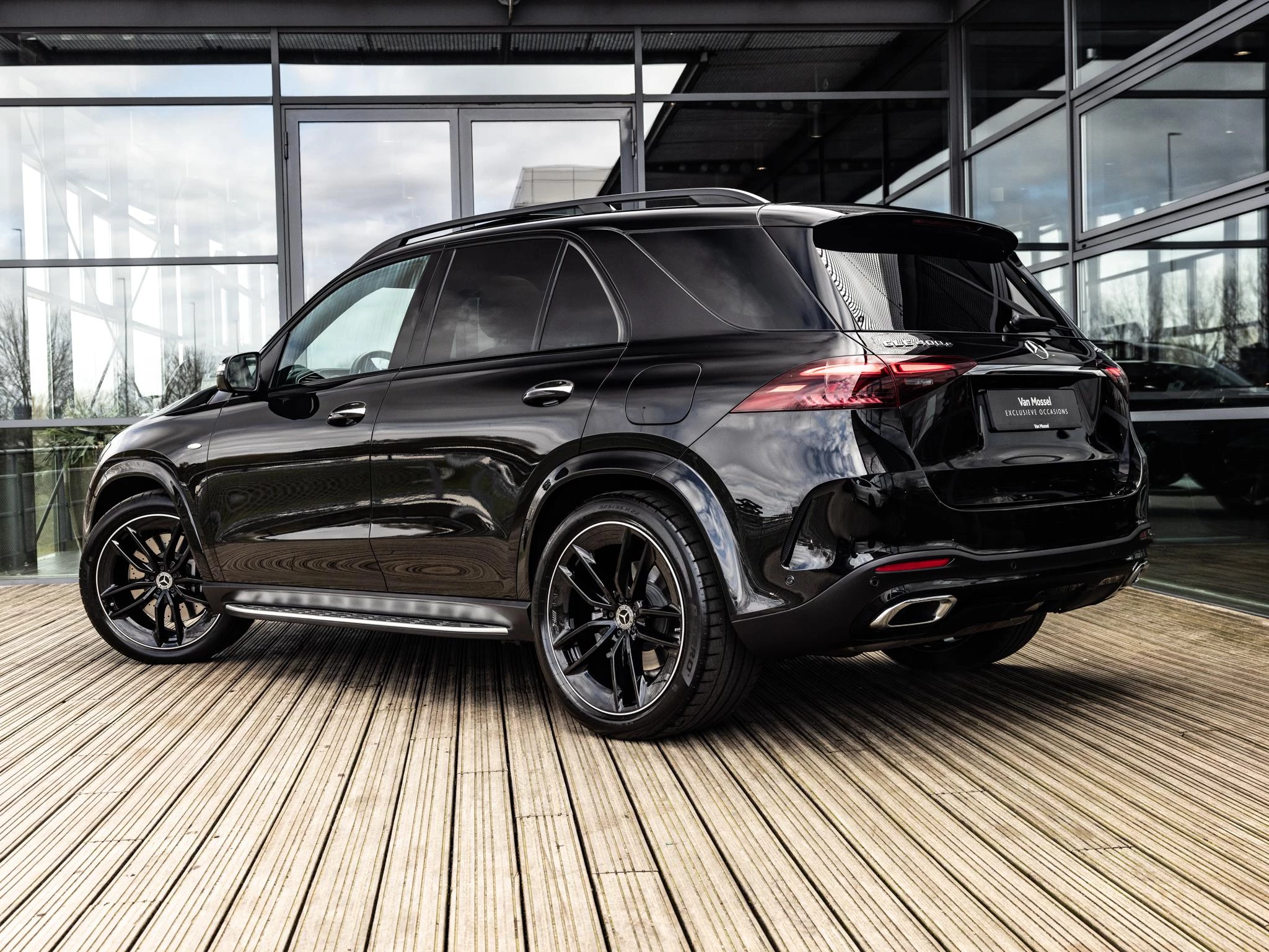 Mercedes-Benz GLE 400 e 4MATIC AMG Line Premium Plus
